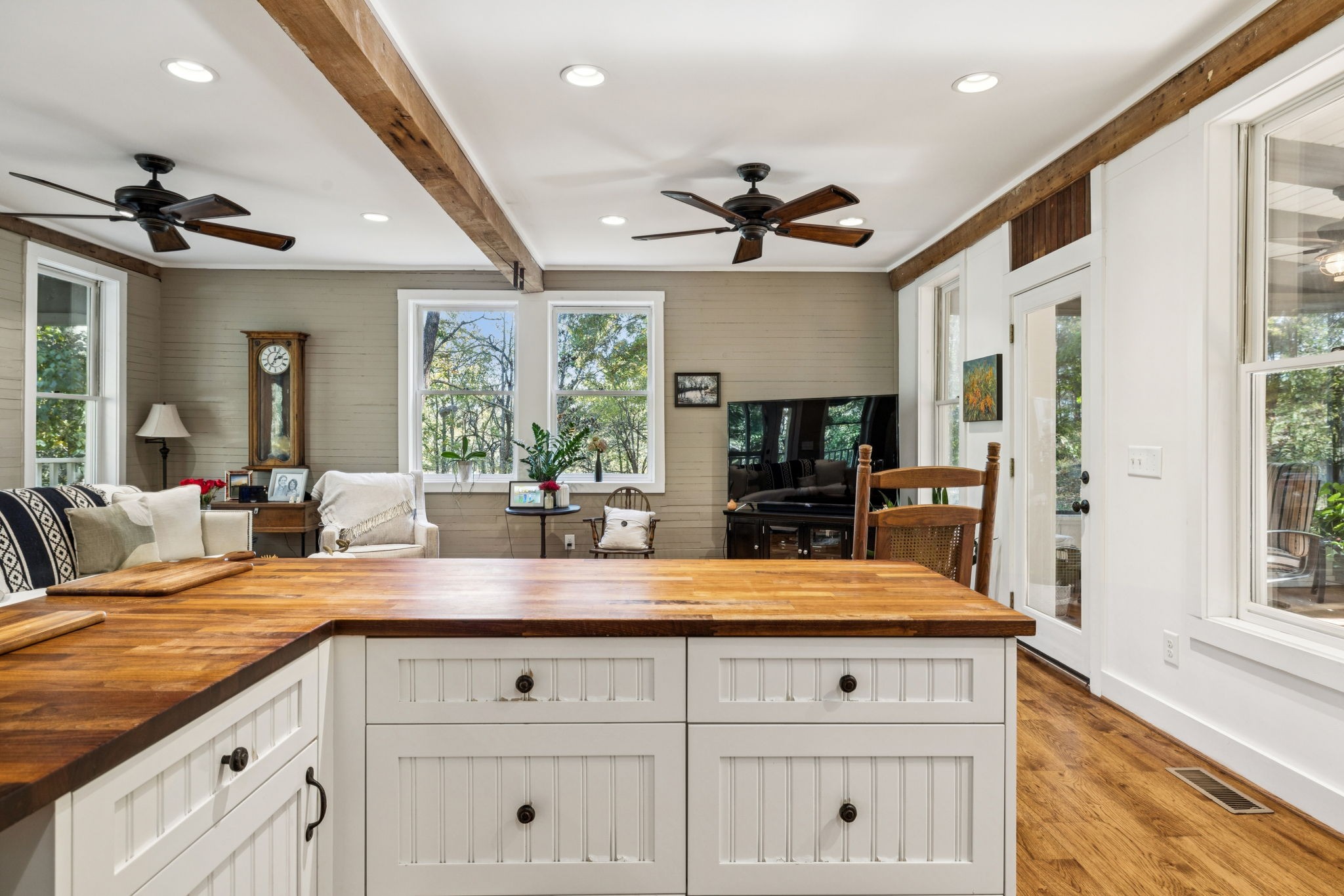 2064 Old Hillsboro Rd