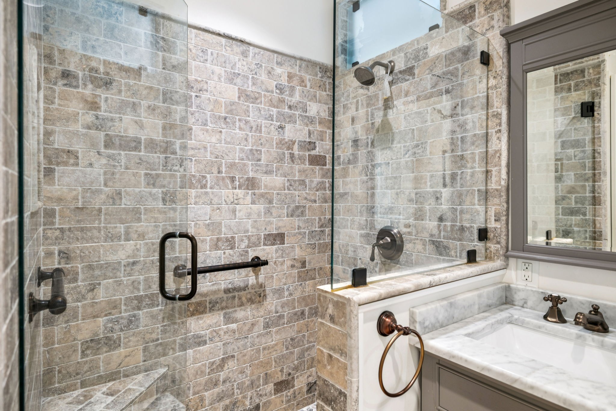 2064 Old Hillsboro Rd