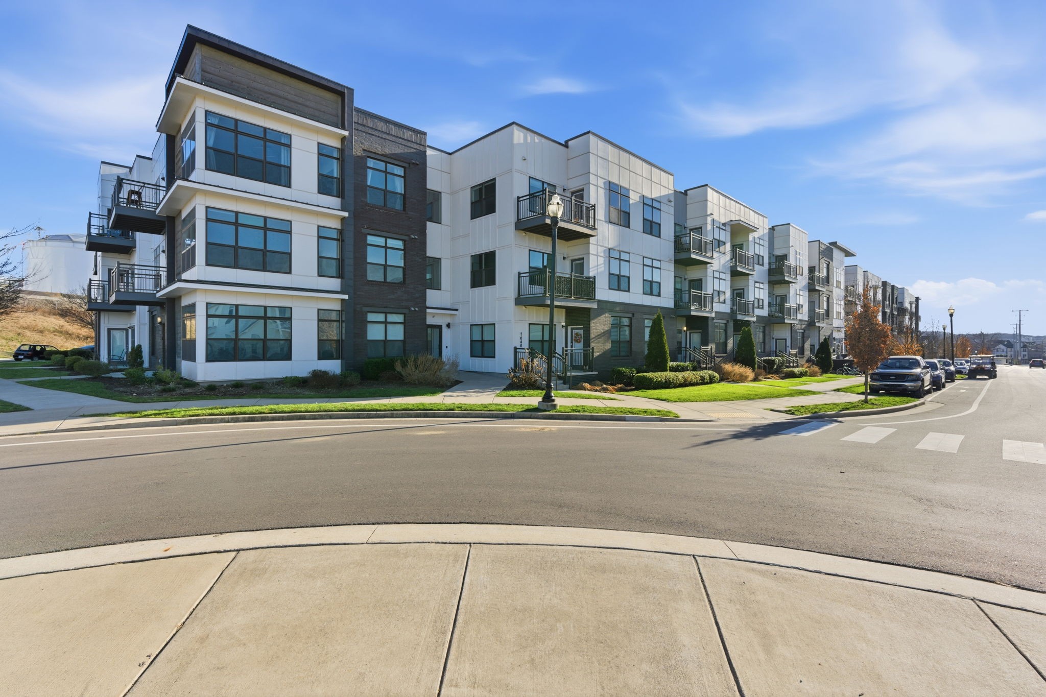 1638 54th Ave, N Unit: 304