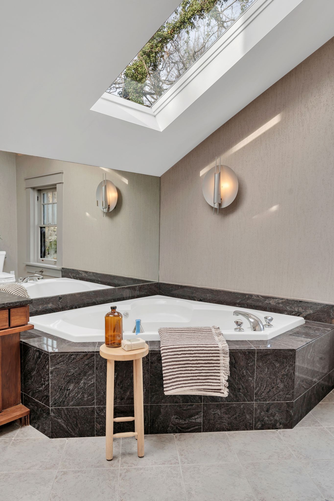 339 Chesterfield Ave