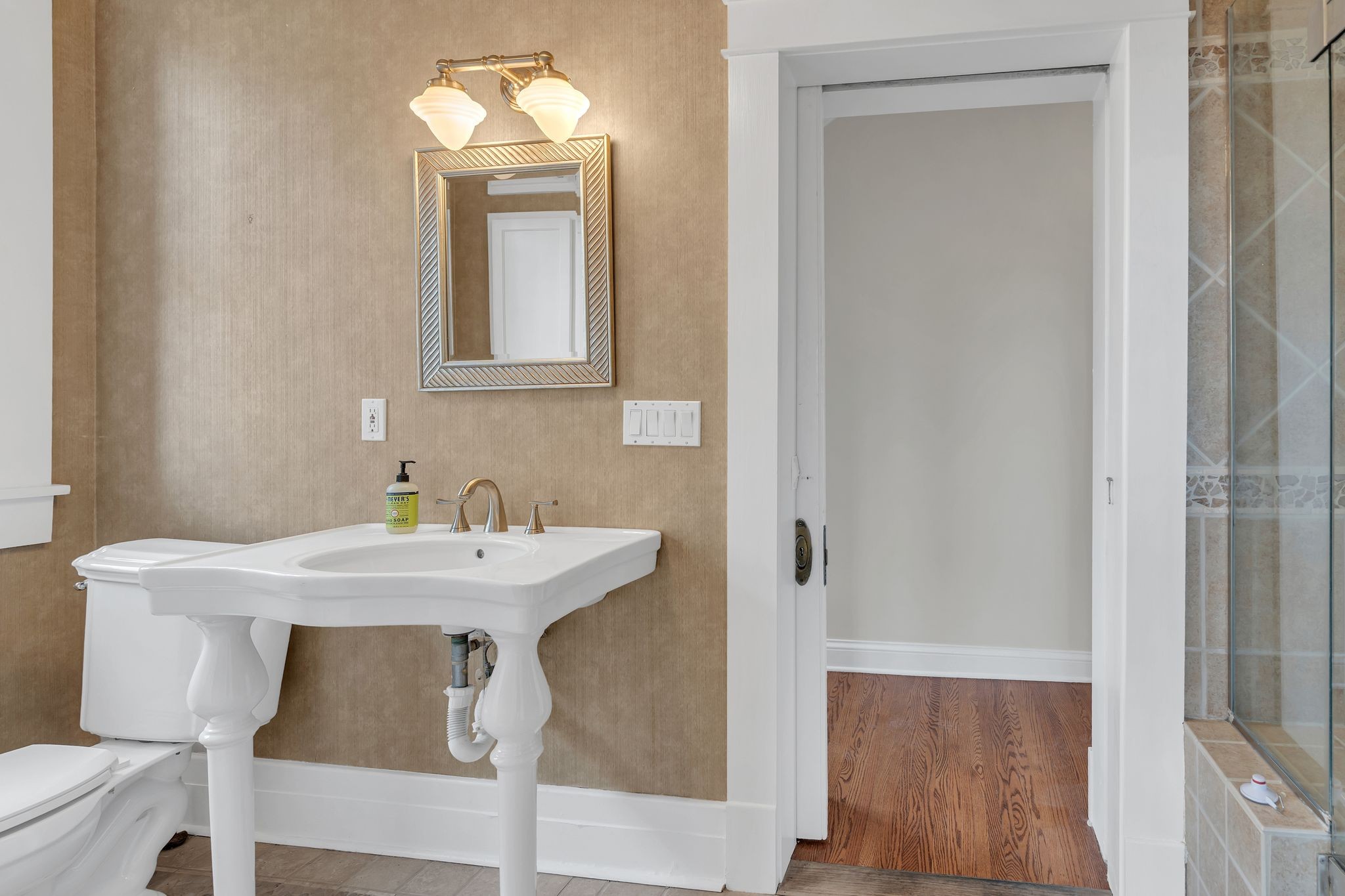 339 Chesterfield Ave