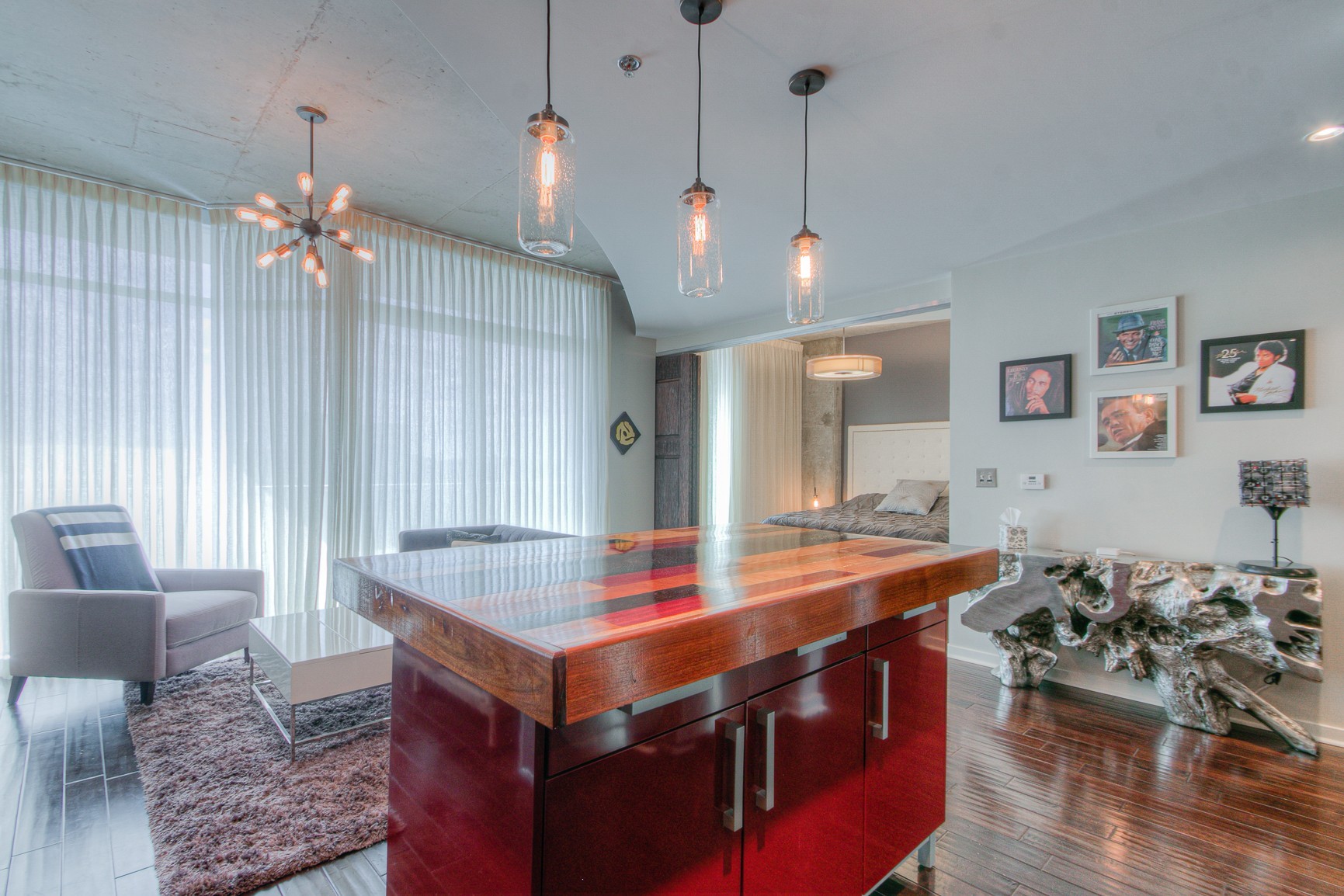 600 12th Ave, S Unit: 2106