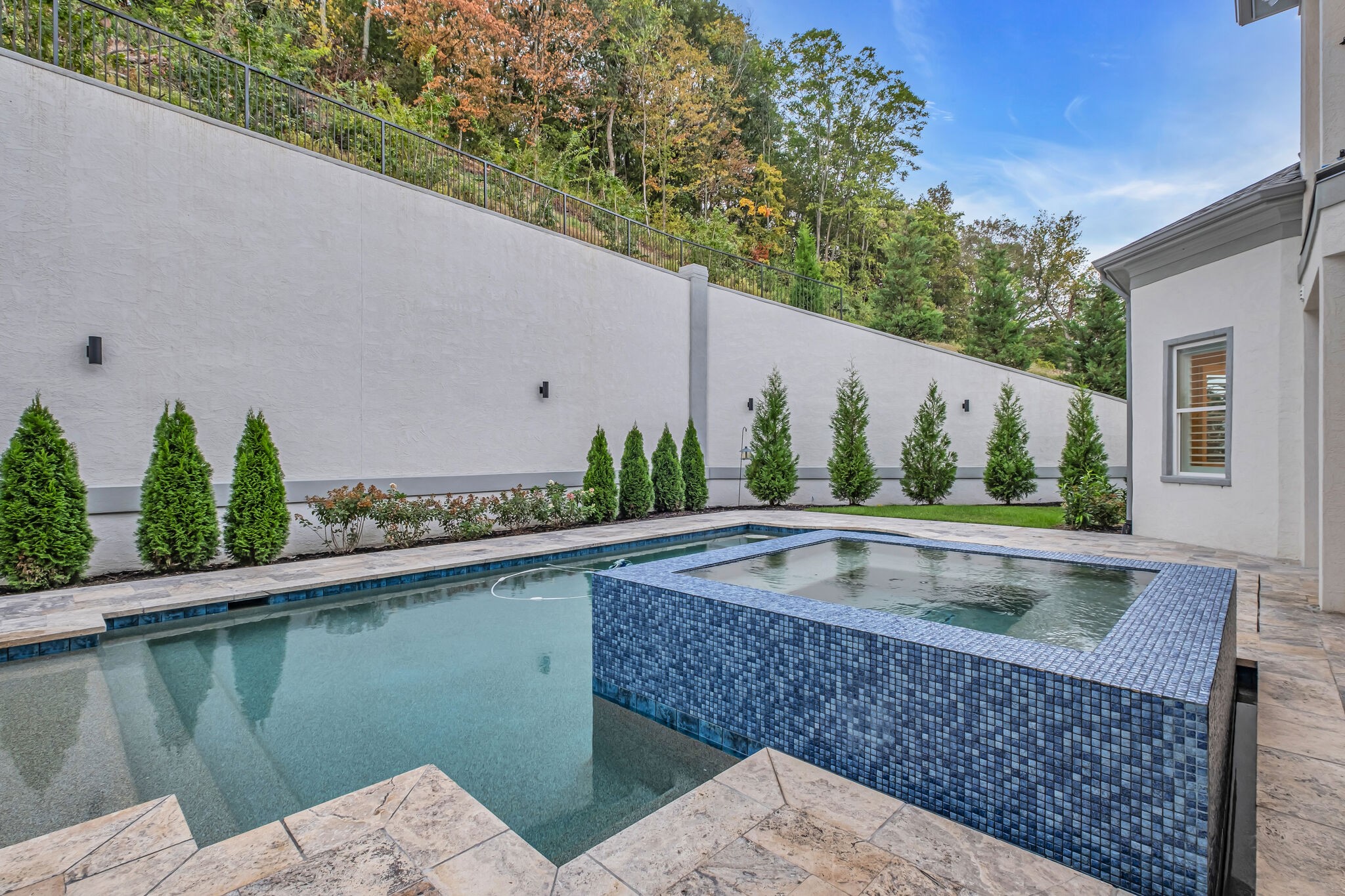 1065 Stockett Dr