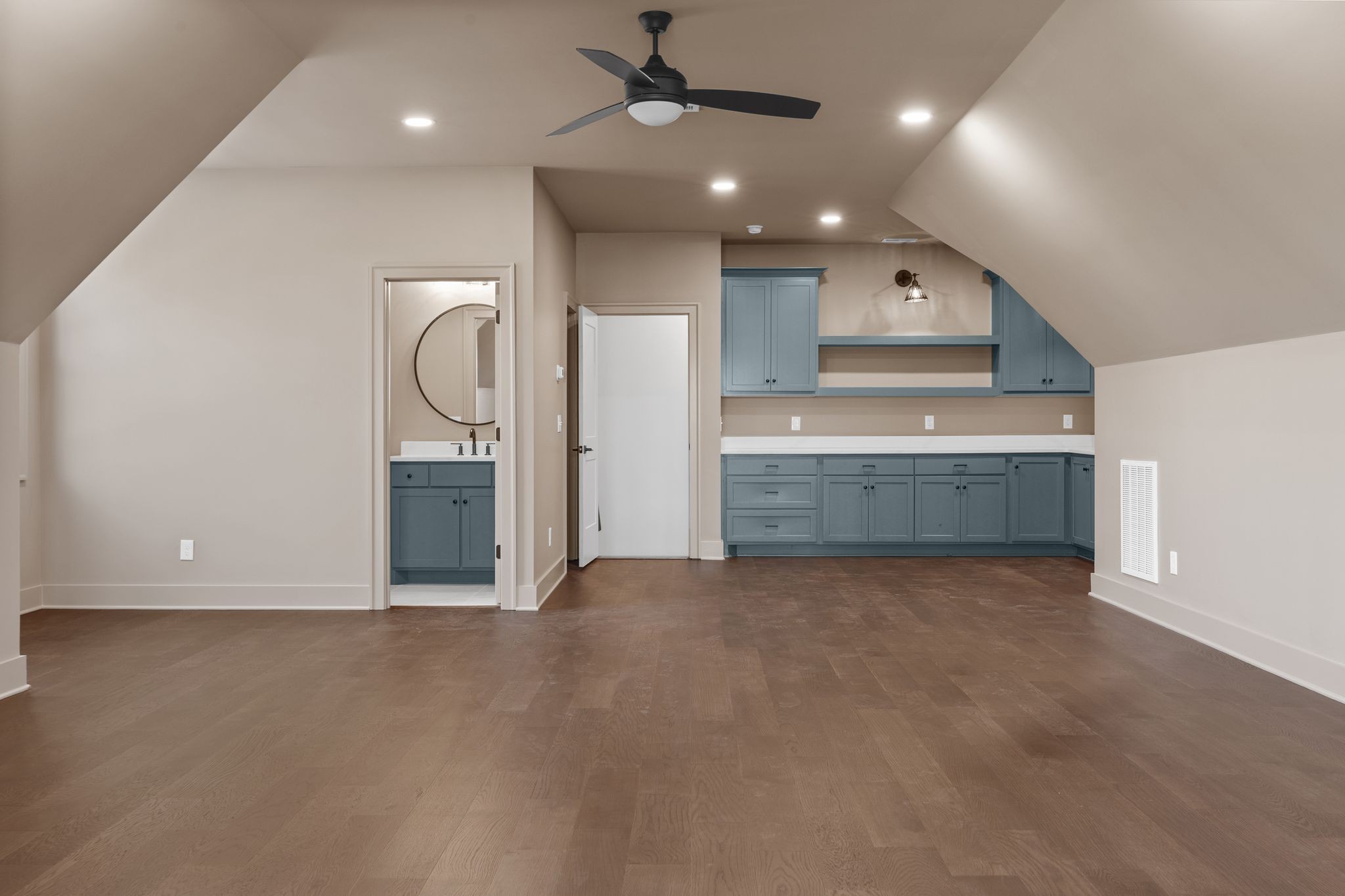 5024 Halls Hill Pike