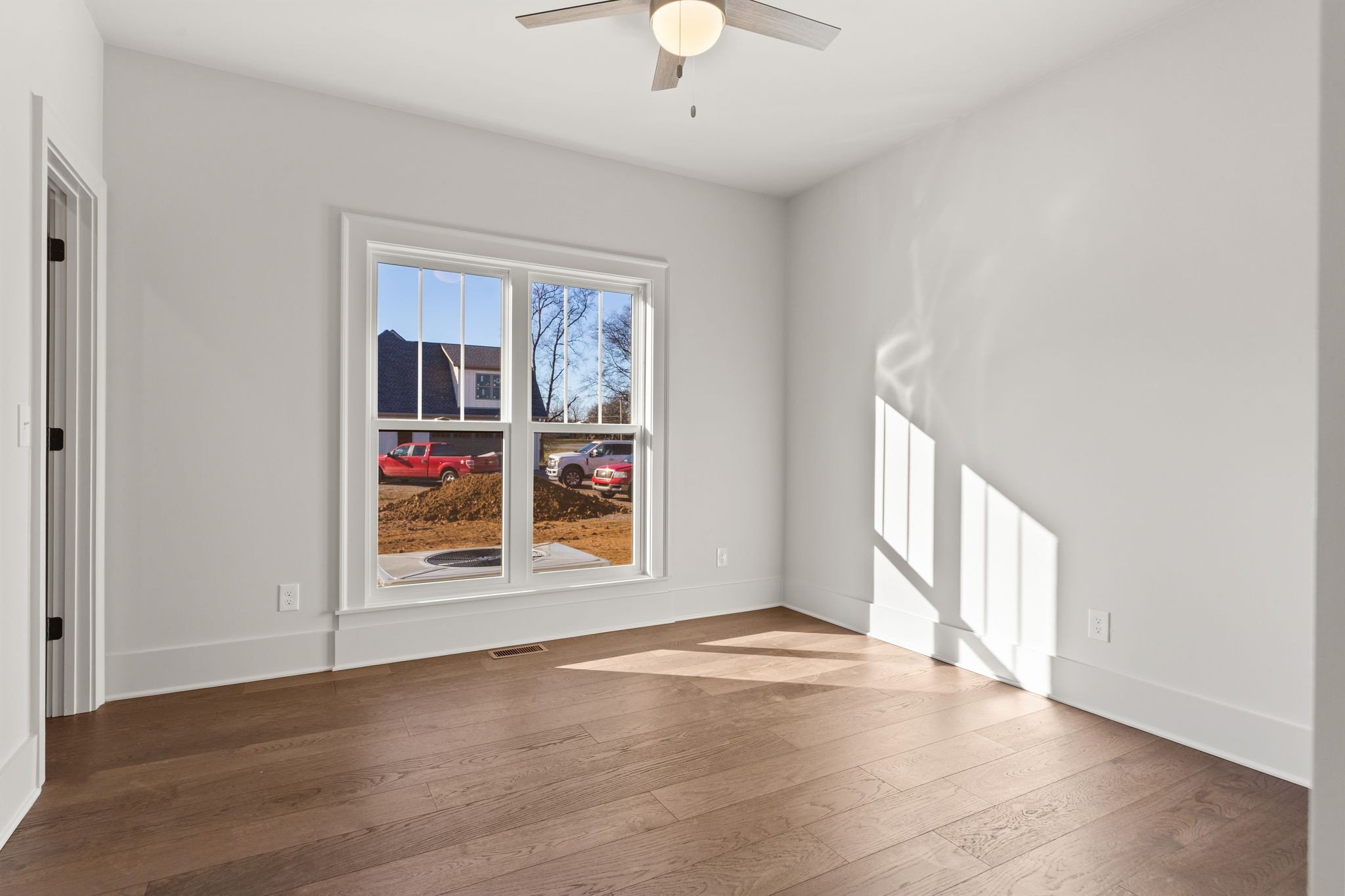 5024 Halls Hill Pike