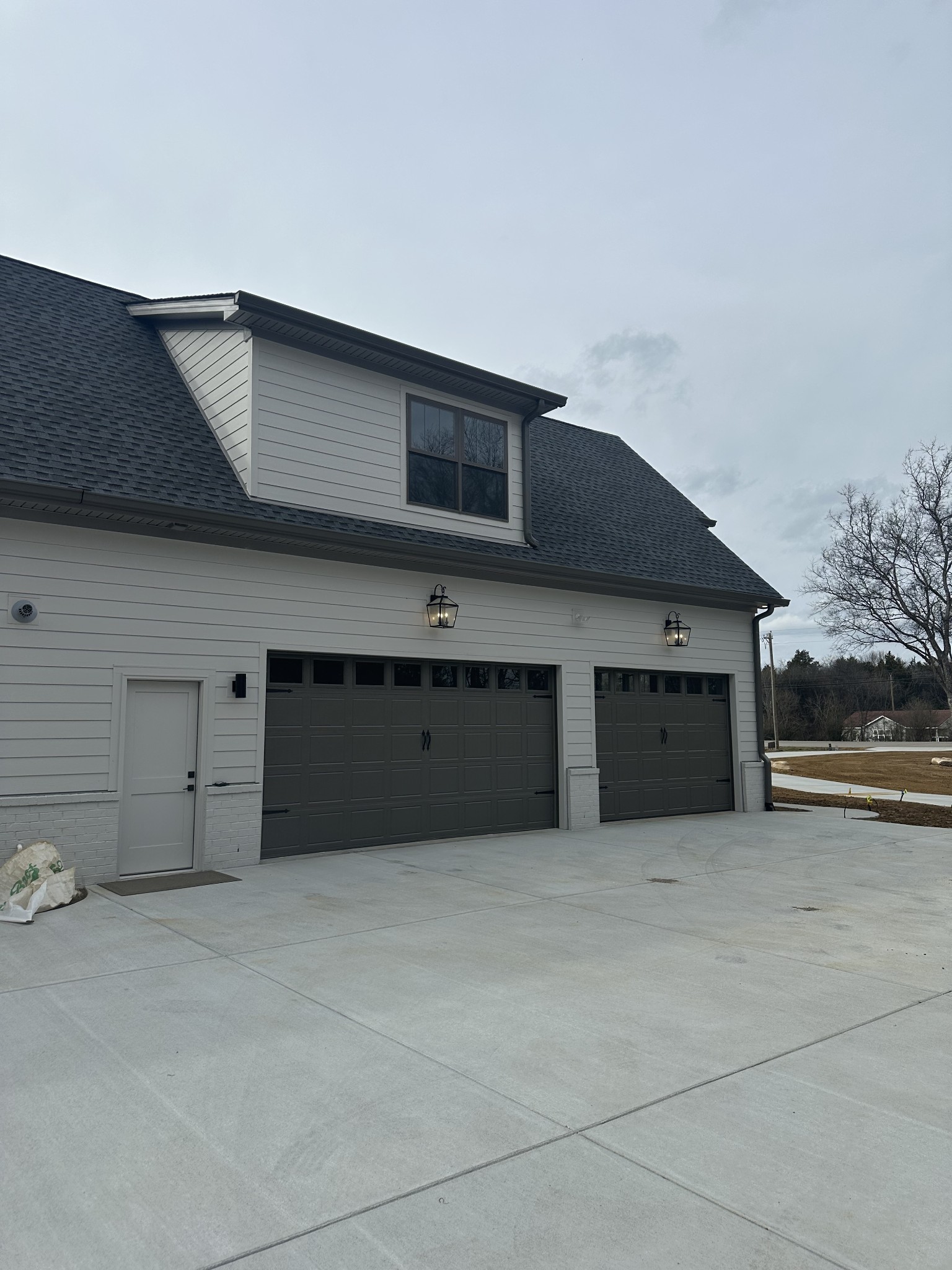 5024 Halls Hill Pike