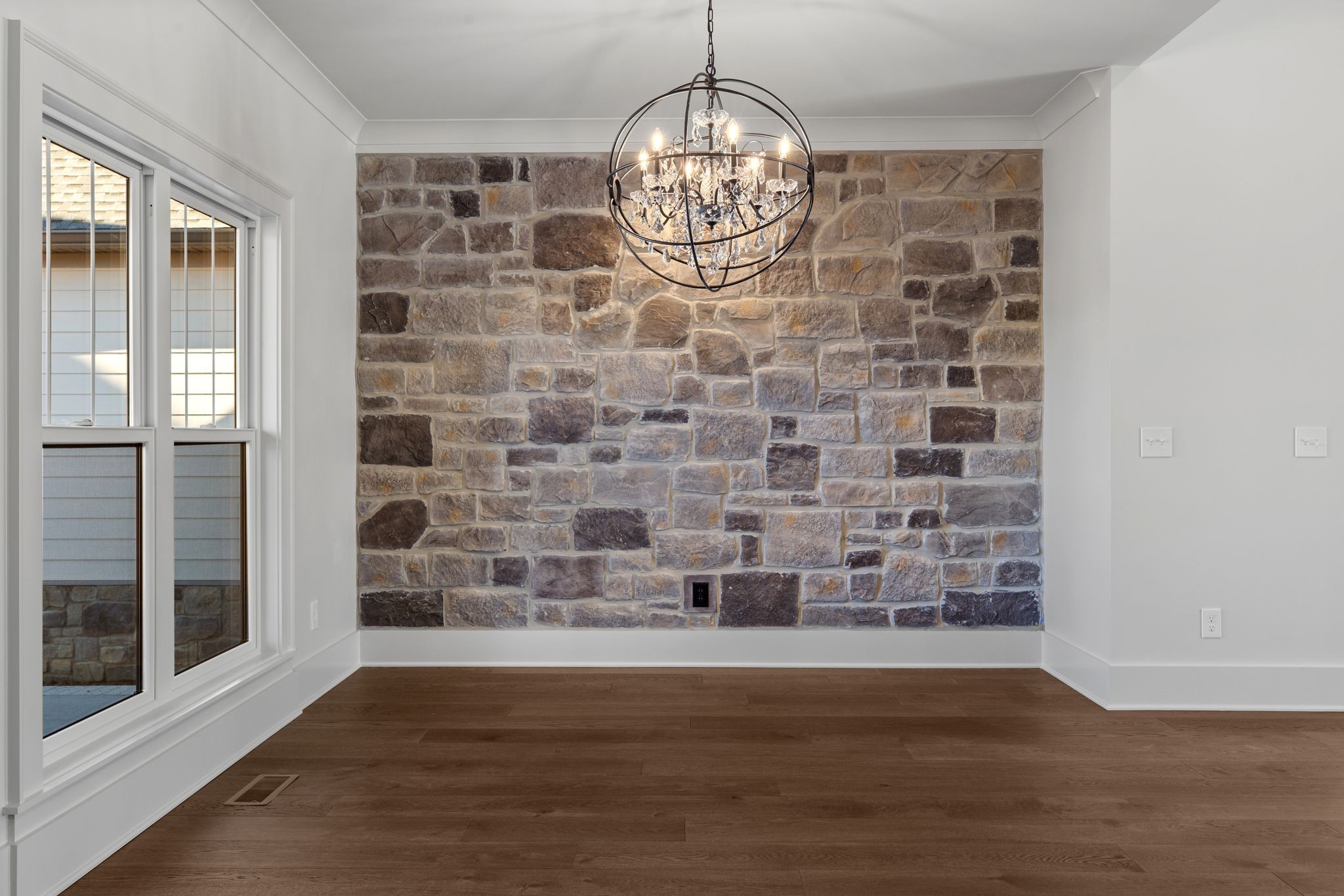 5024 Halls Hill Pike