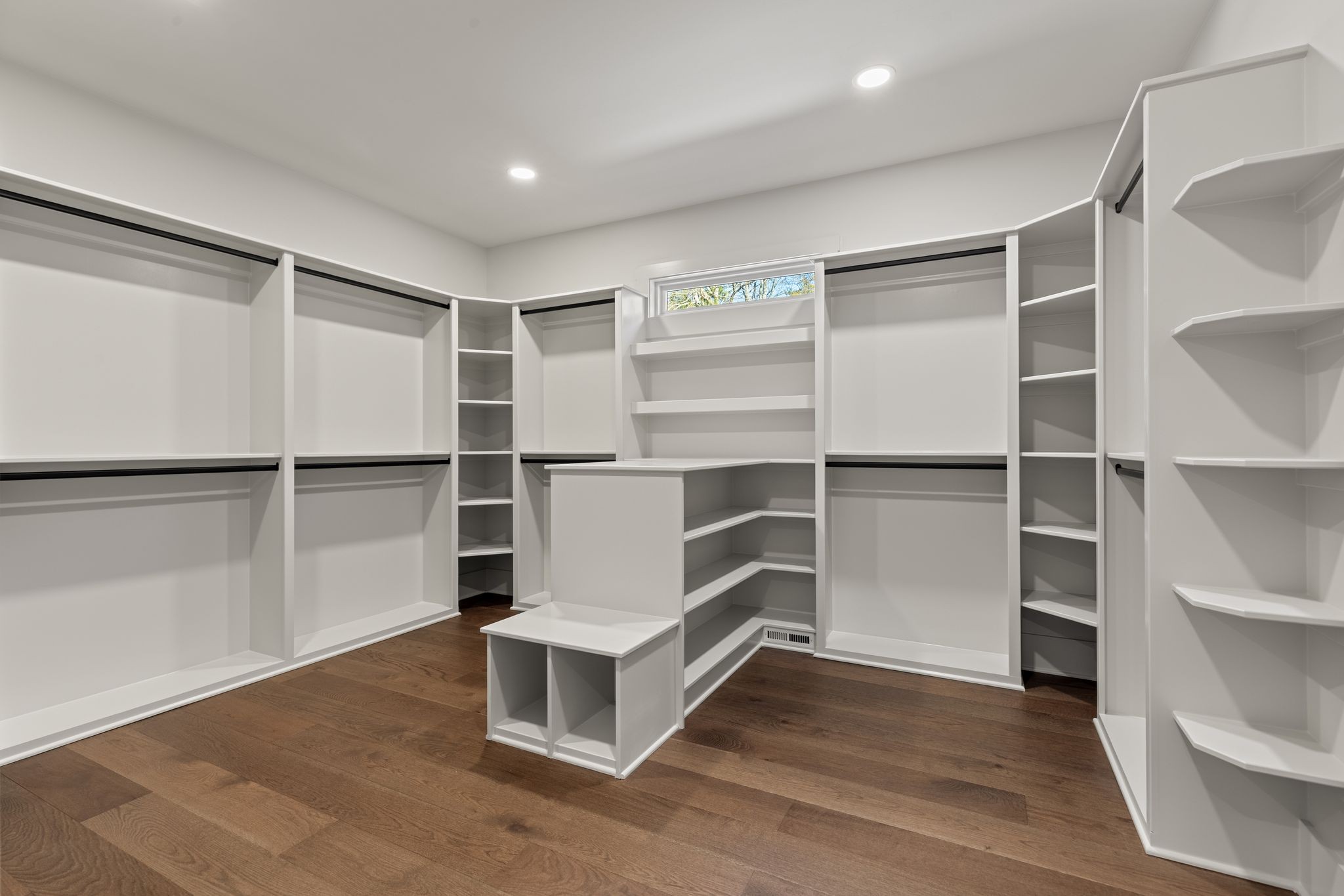 5024 Halls Hill Pike