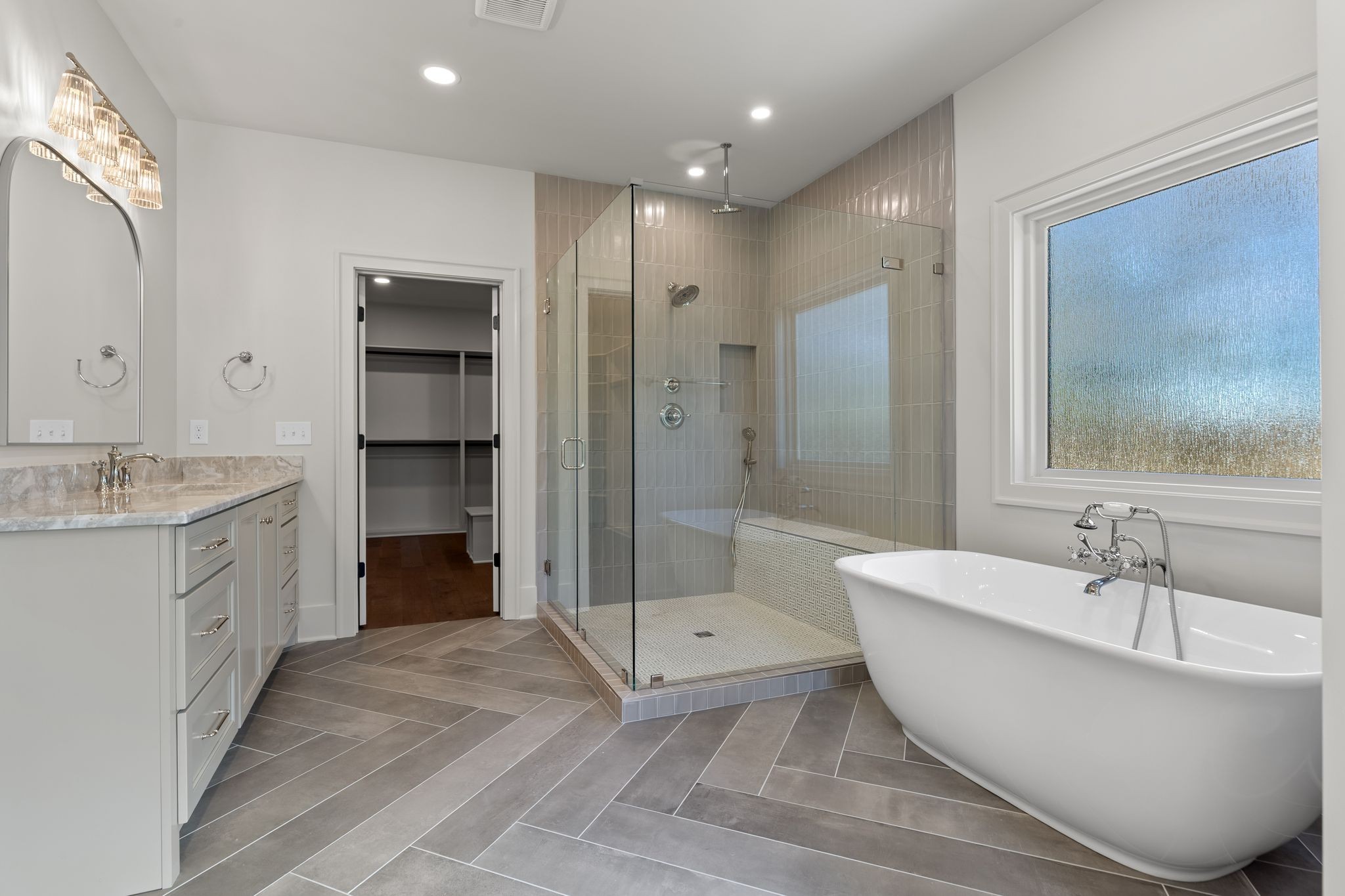 5024 Halls Hill Pike