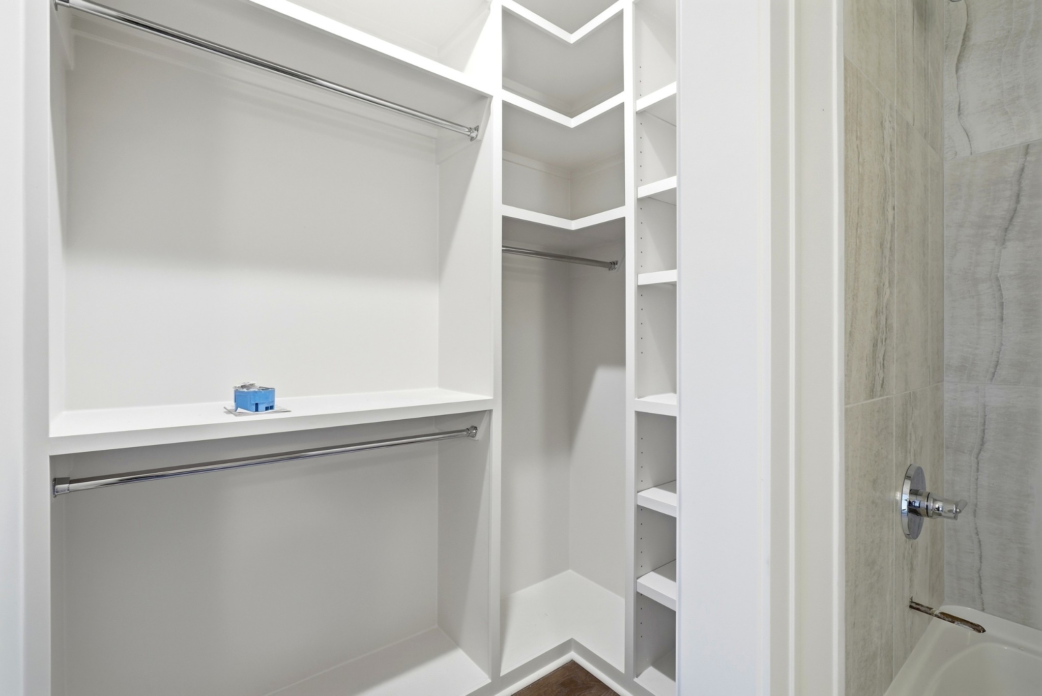 8106 Turning Point Dr