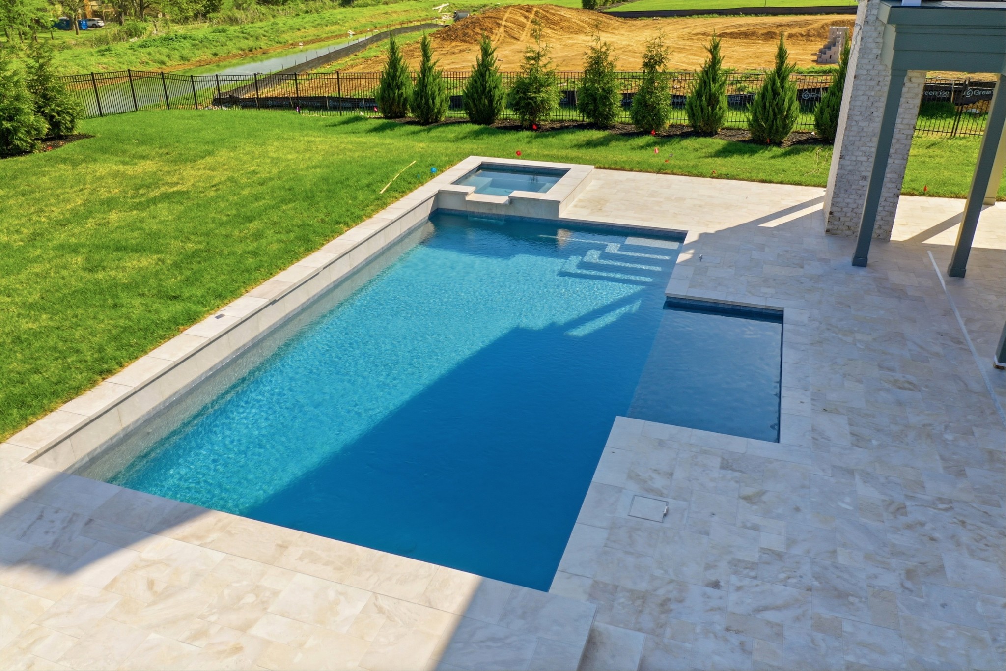 8106 Turning Point Dr