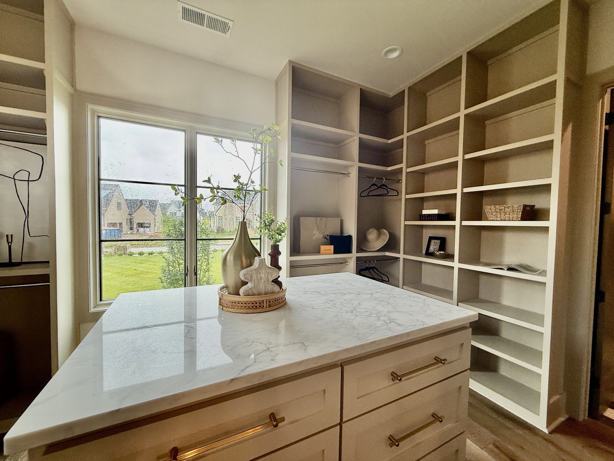 8106 Turning Point Dr