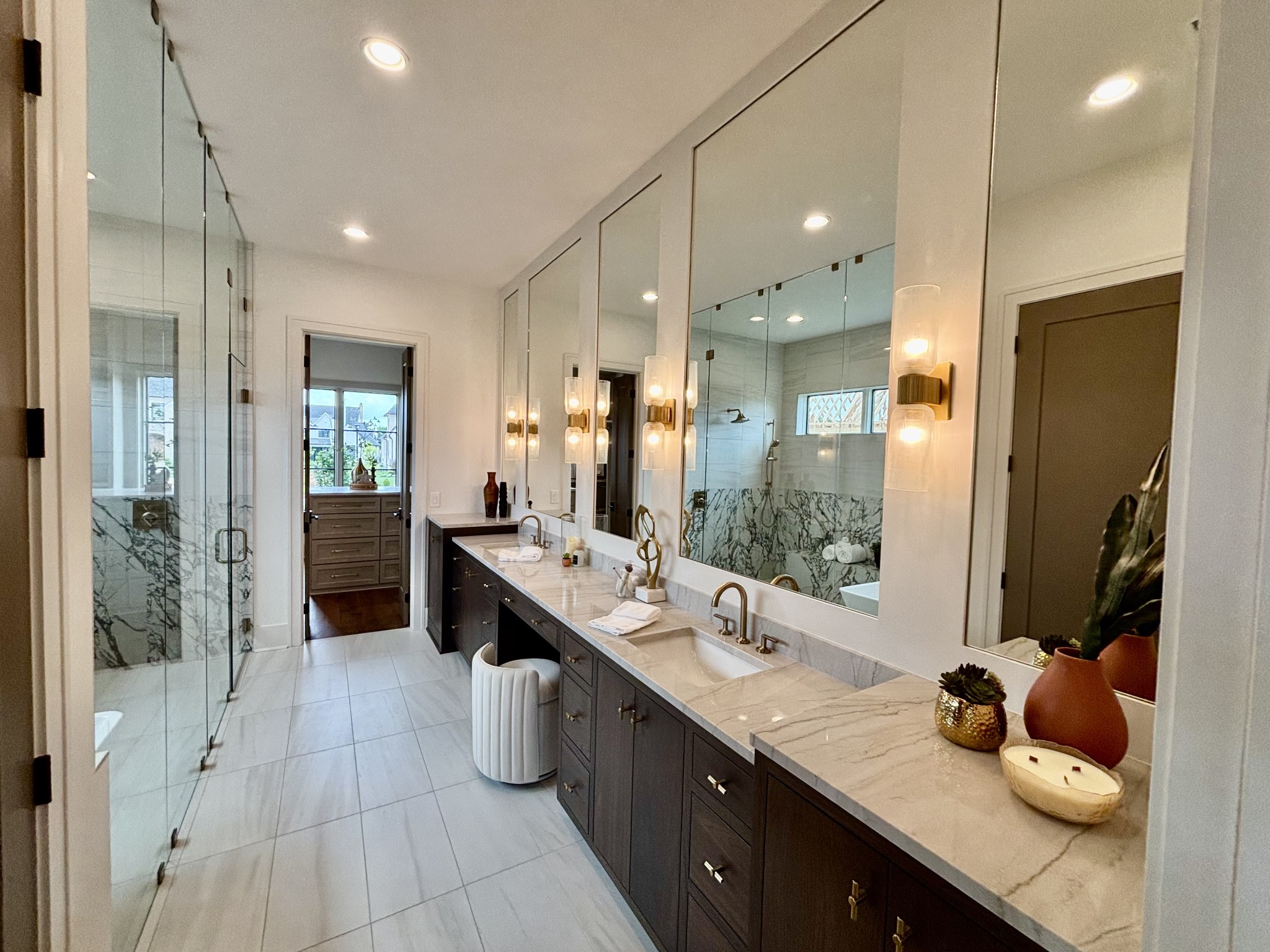 8106 Turning Point Dr