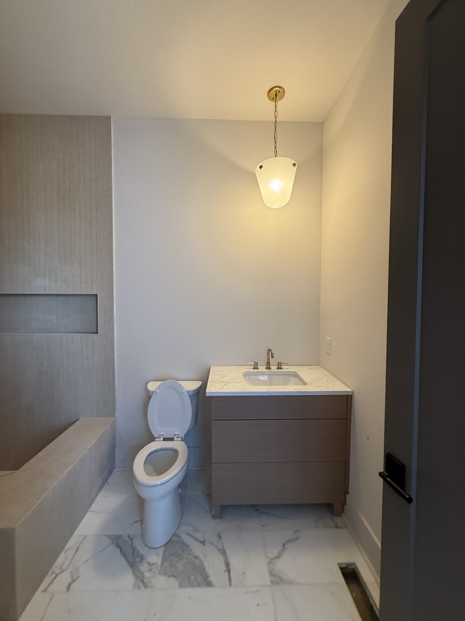 8106 Turning Point Dr