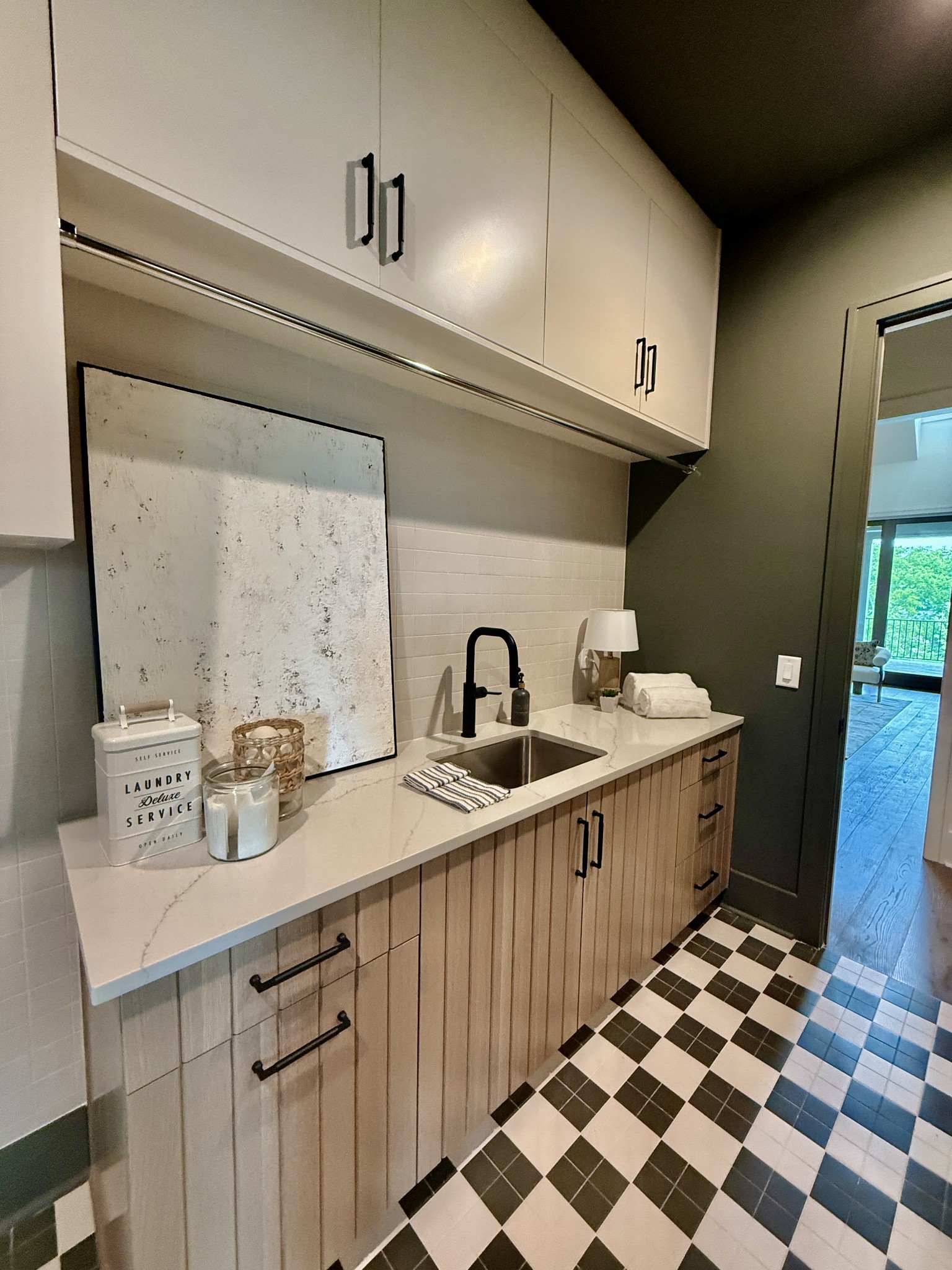 8106 Turning Point Dr