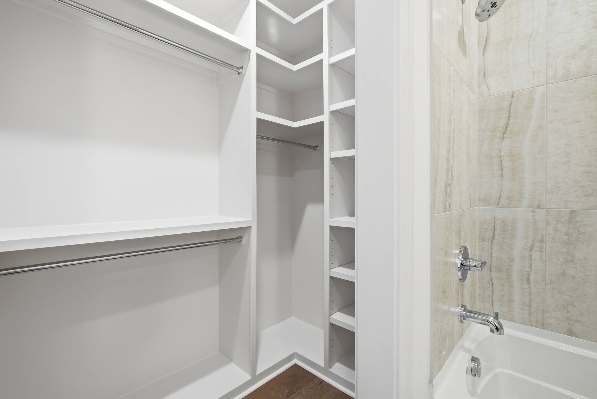 8106 Turning Point Dr