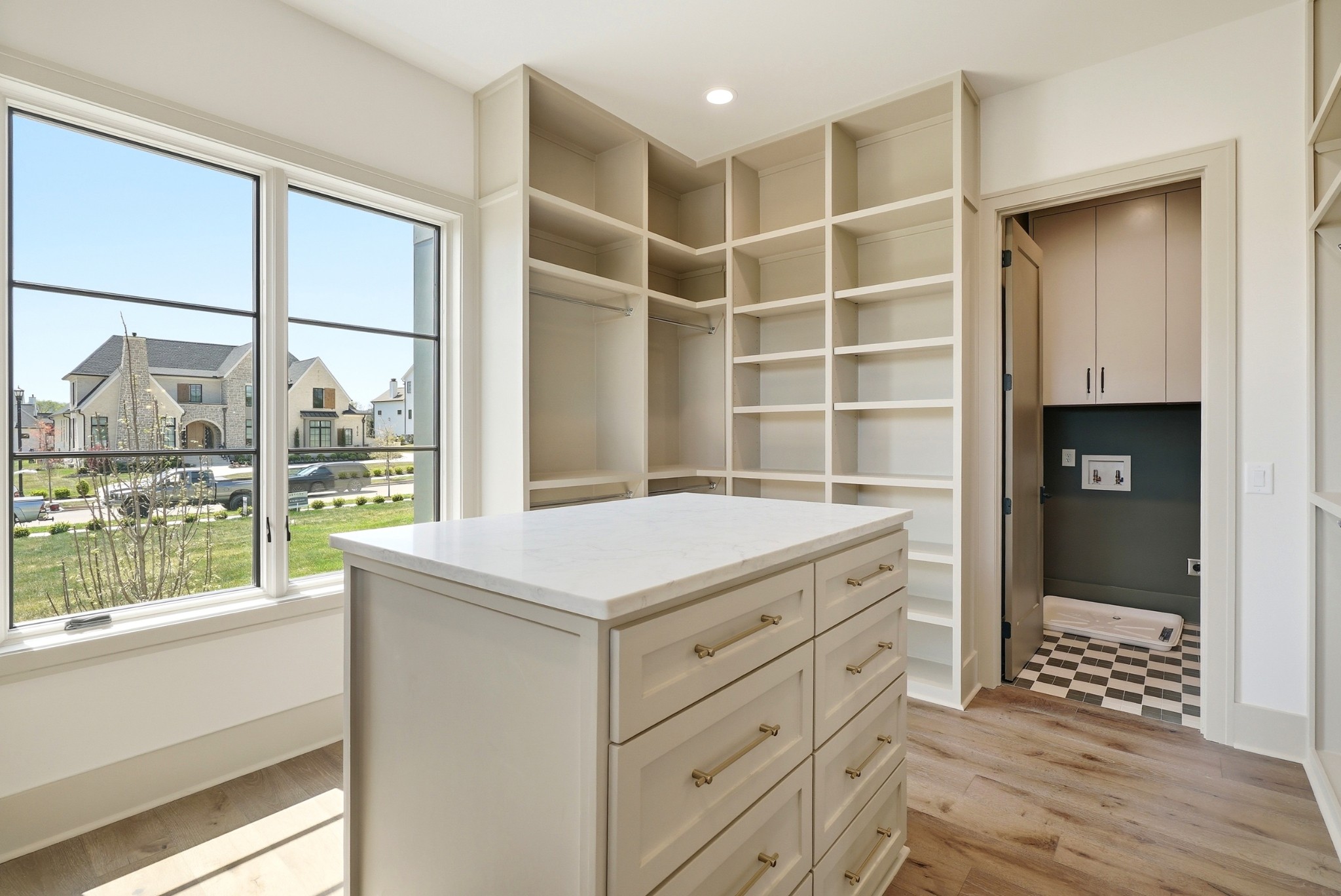 8106 Turning Point Dr