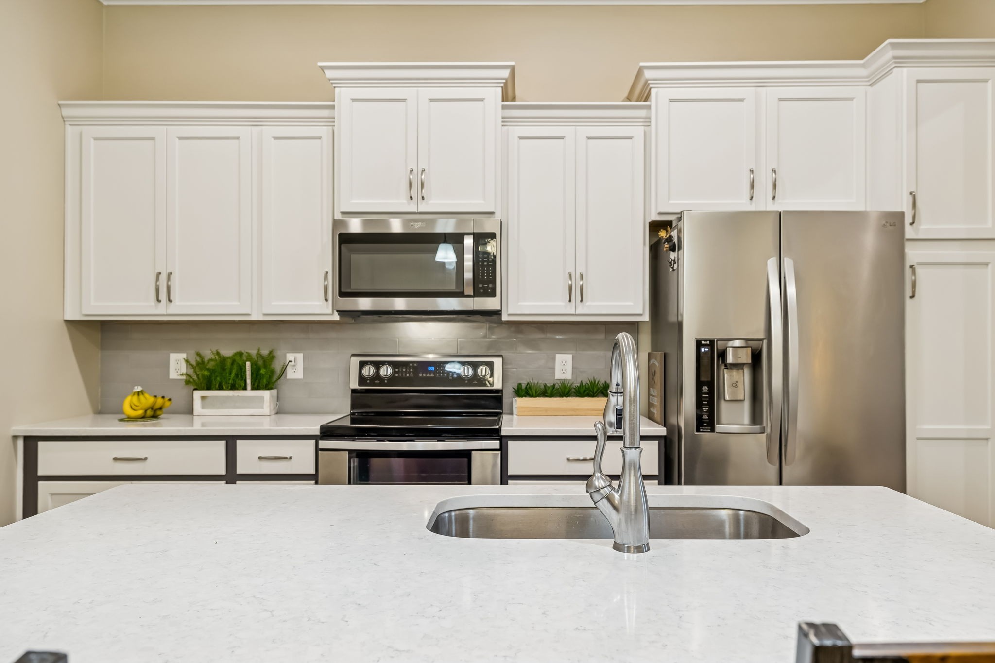 2355 Fairchild Cir Unit: 102