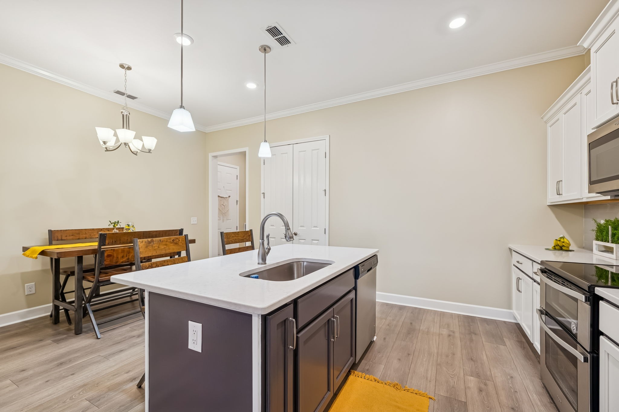 2355 Fairchild Cir Unit: 102