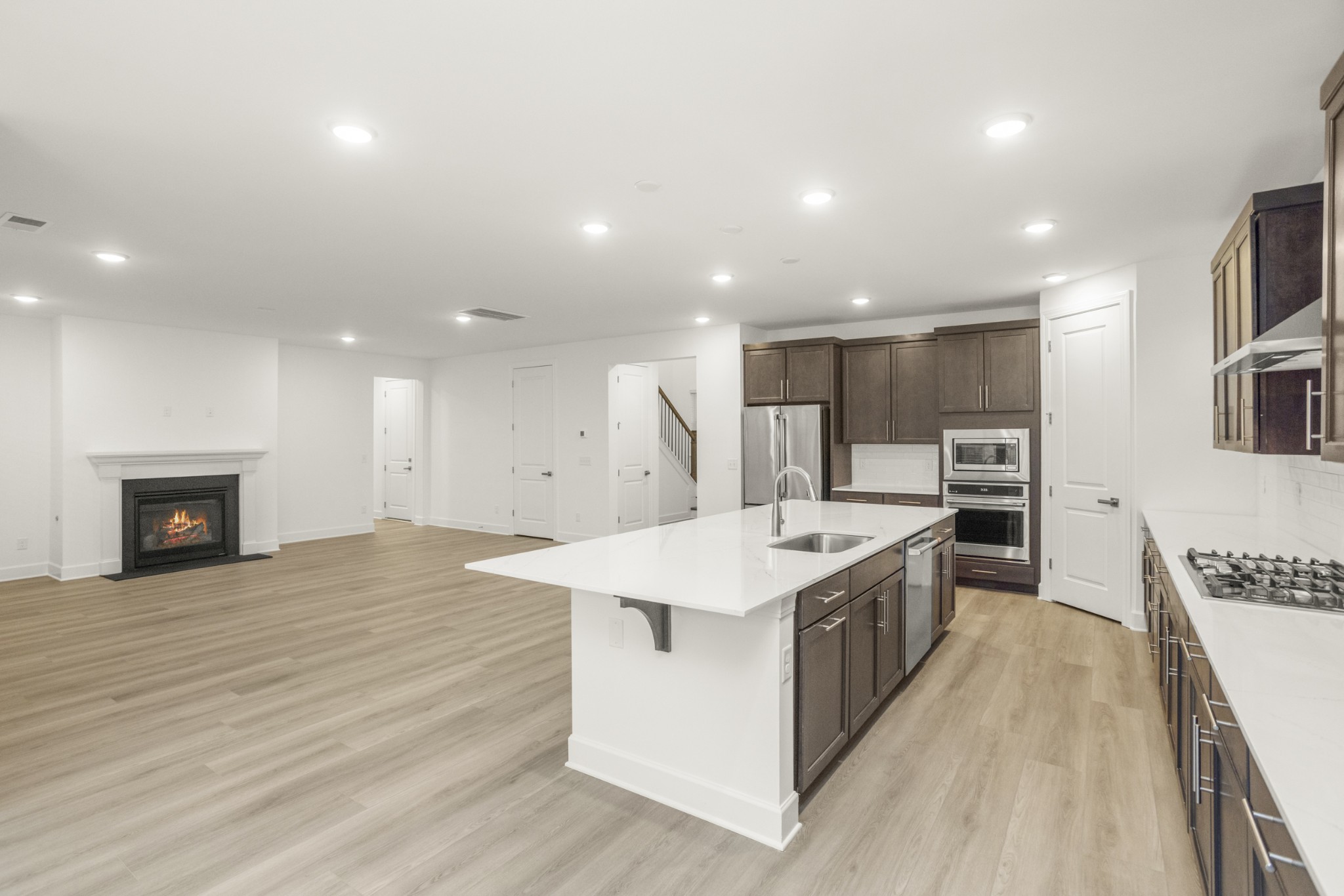 129 East Hill Street