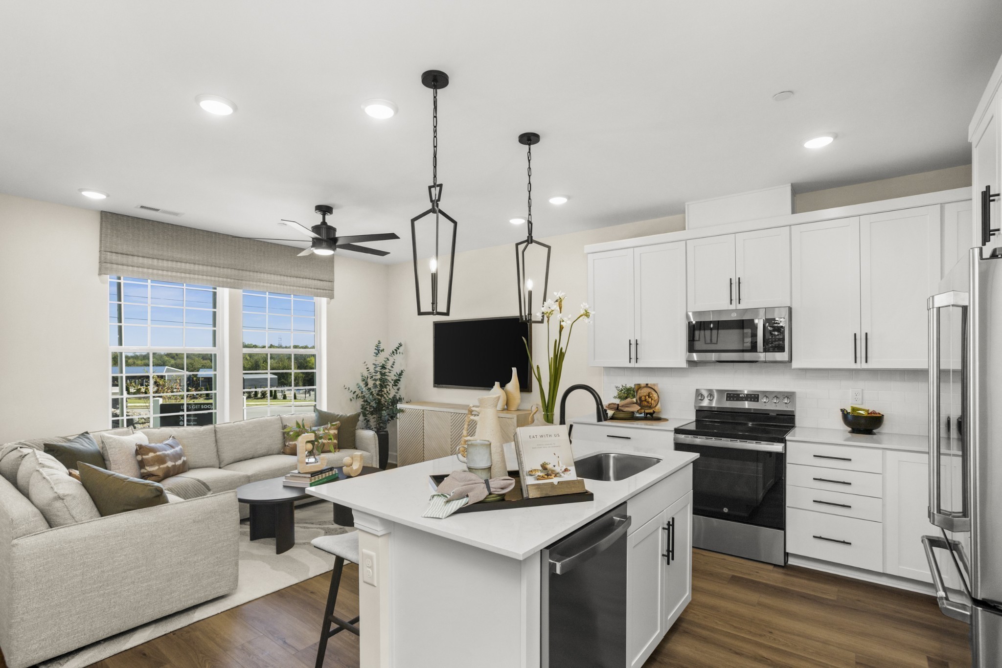 326 Lynwood Station Boulevard