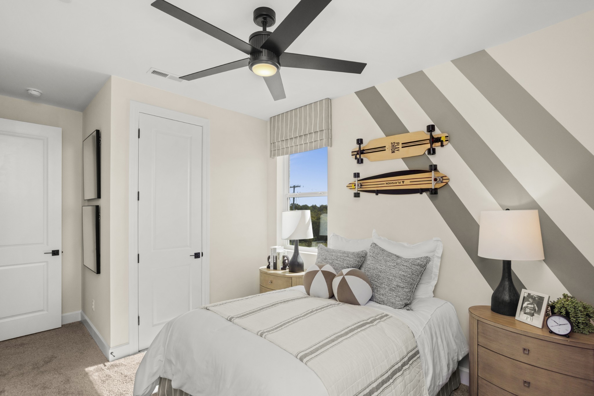 318 Lynwood Station Boulevard