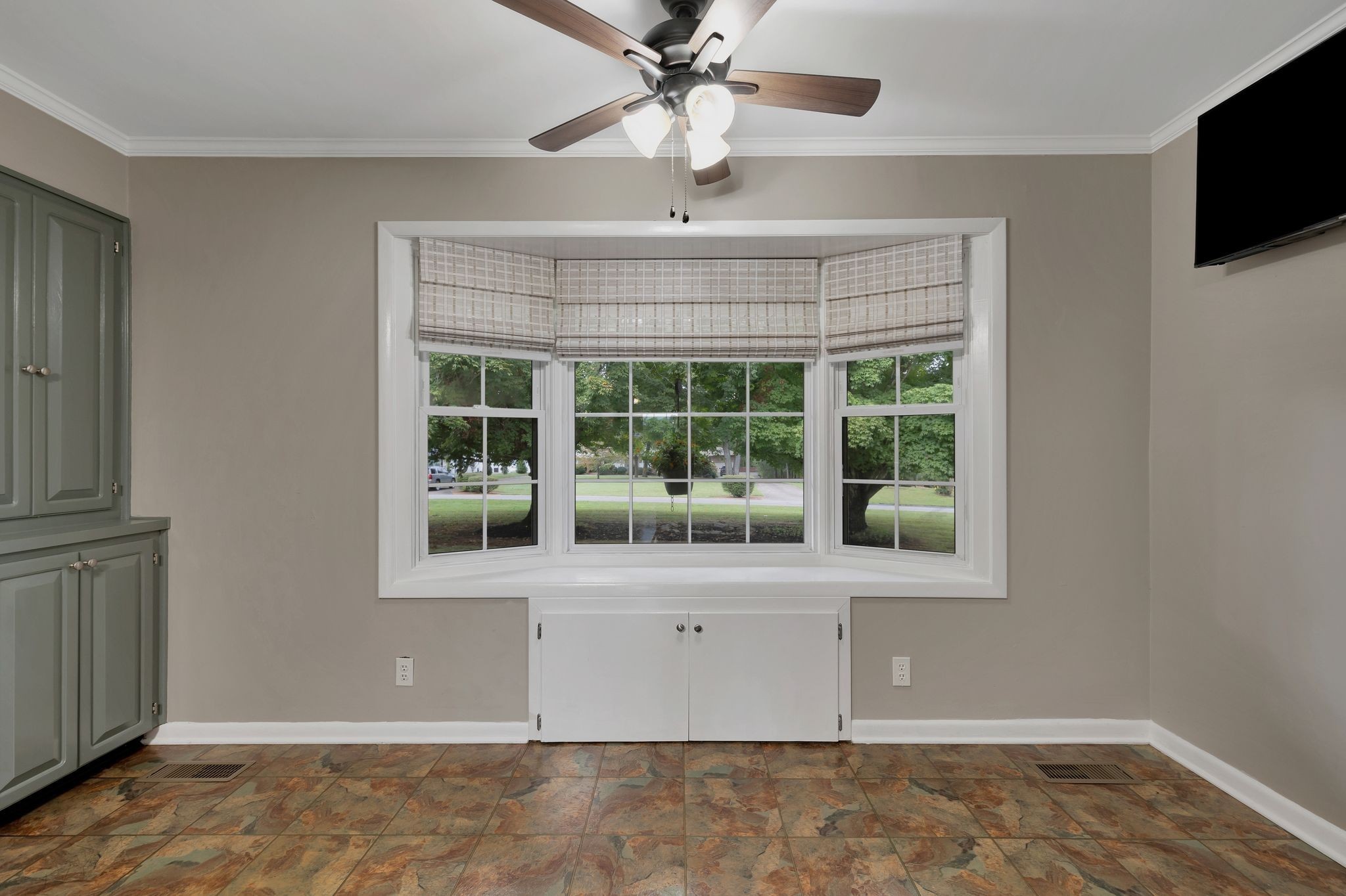 231 Riverbend Country Club Rd