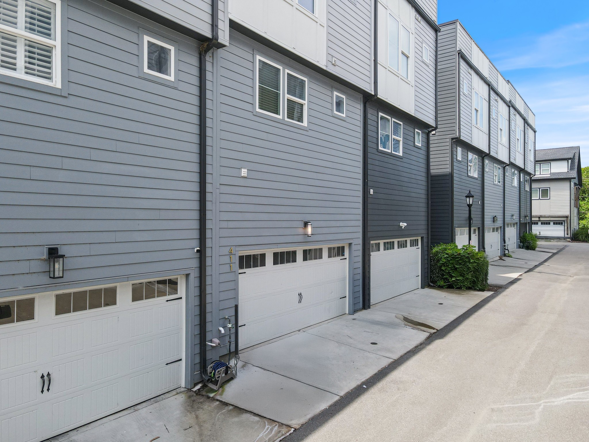 411 Becanni Ln