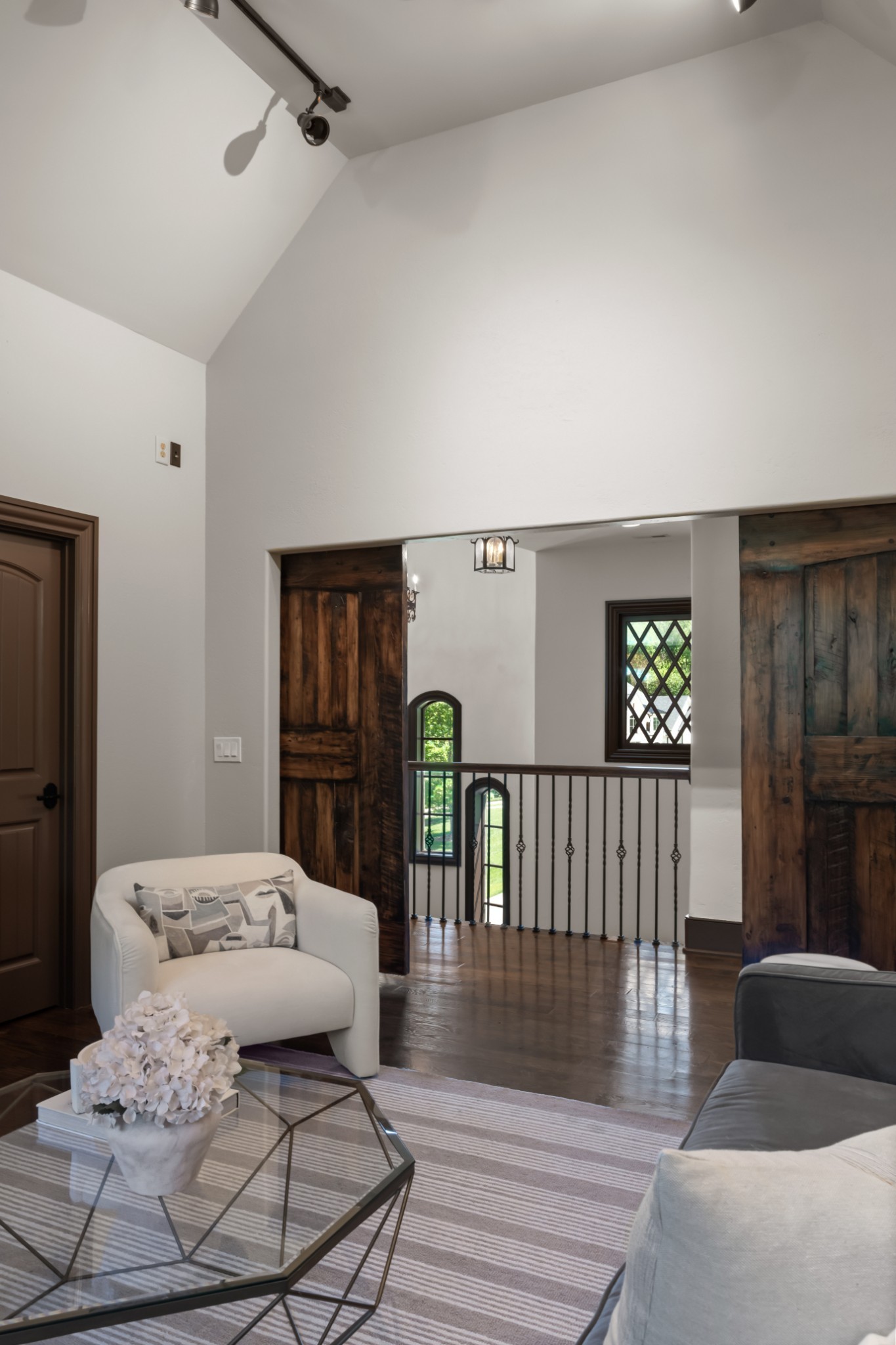 399 The Lady of the Lake Lane