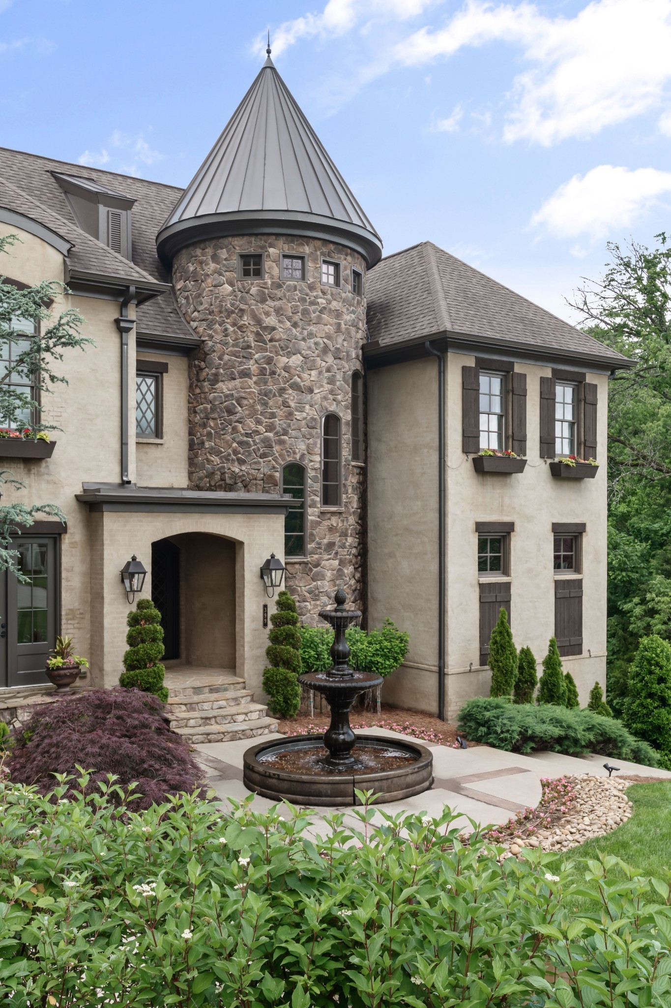 399 The Lady of the Lake Lane