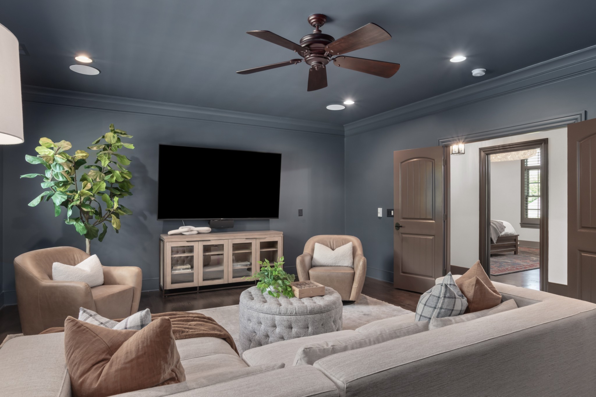 399 The Lady of the Lake Lane