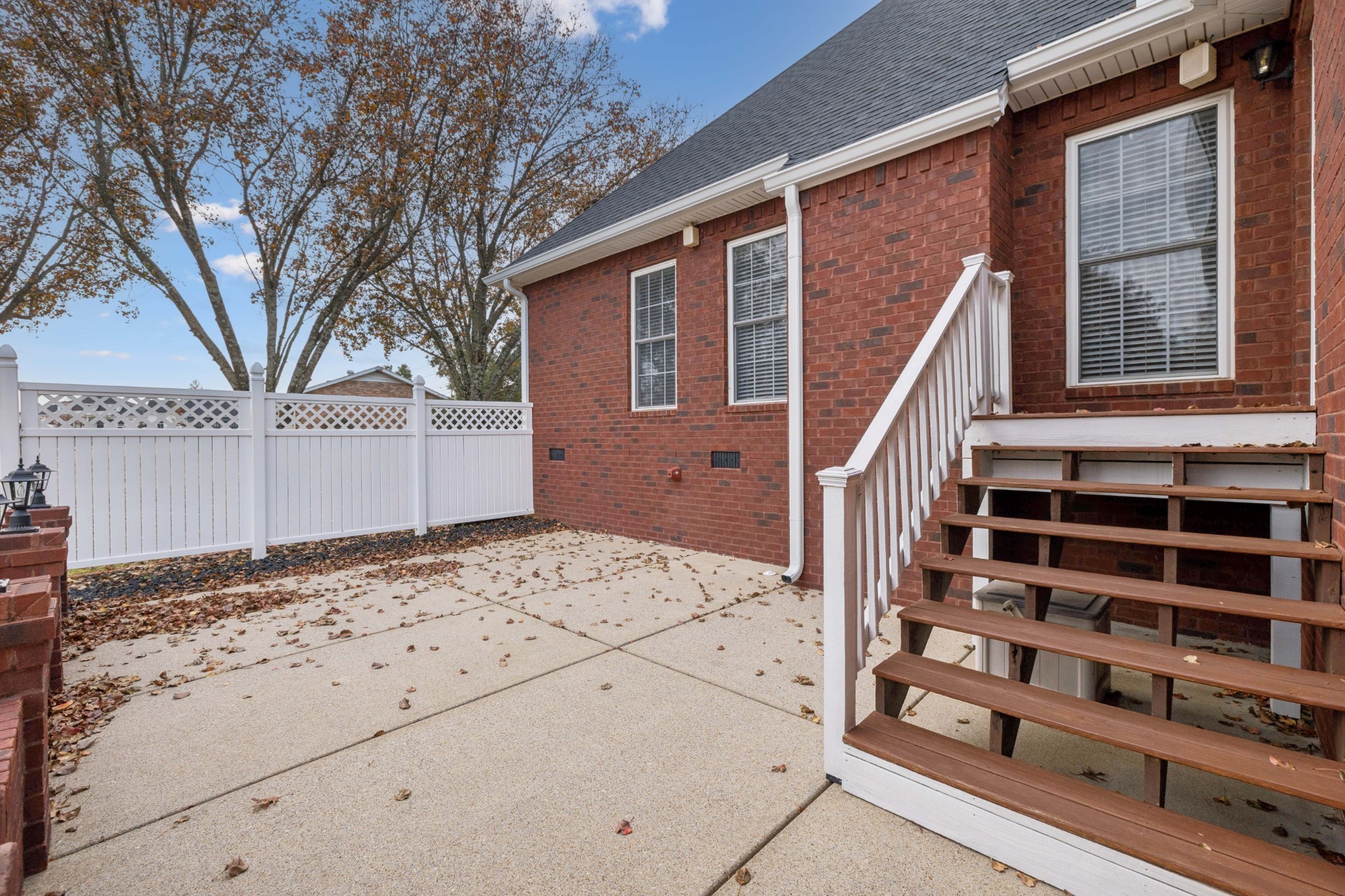 1205 Rock Springs Rd