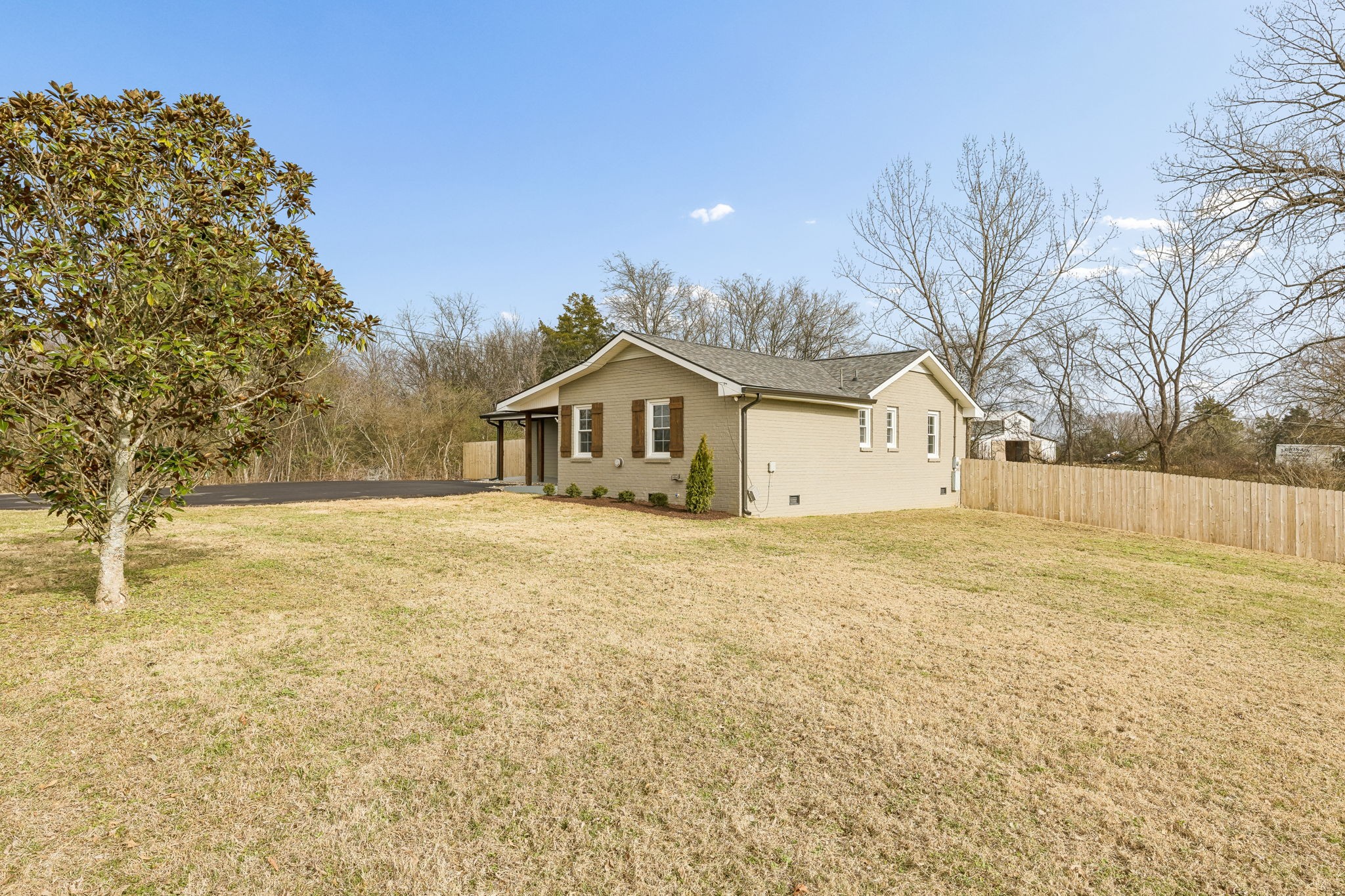 2434 Central Valley Road