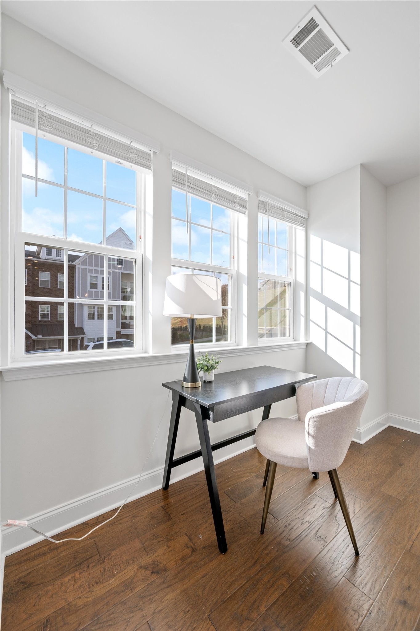 900 Vintage Green Ln Unit: 204