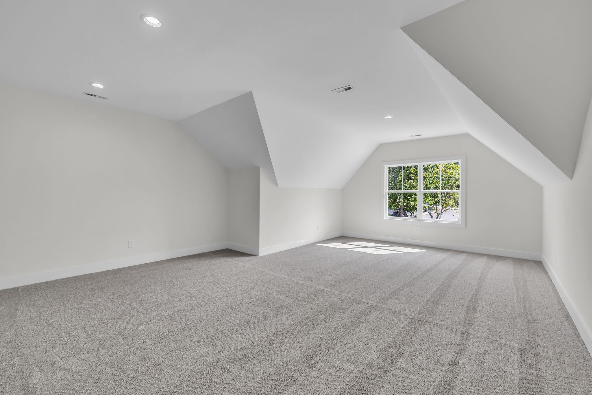 416 Mountain View Ct