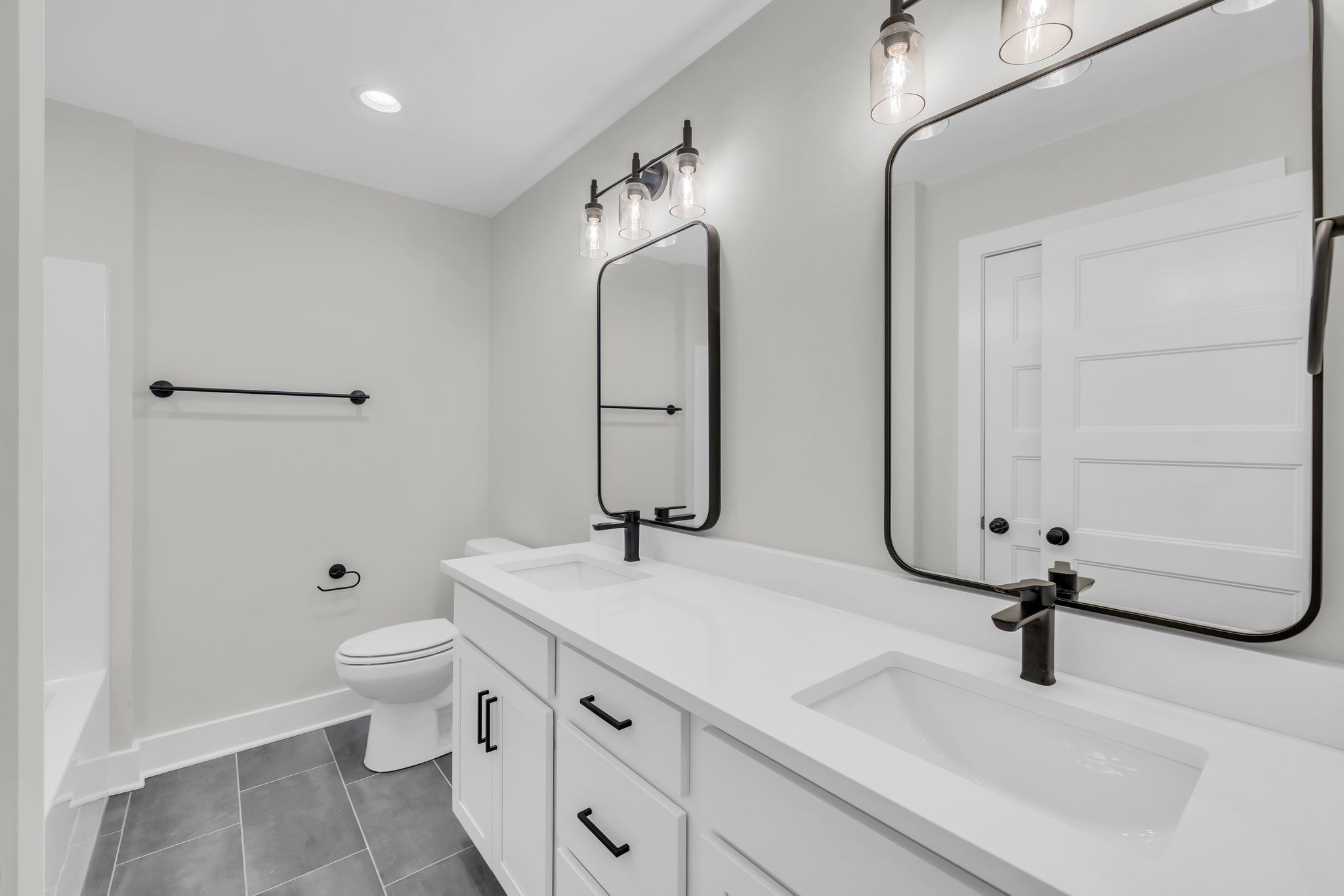 416 Mountain View Ct