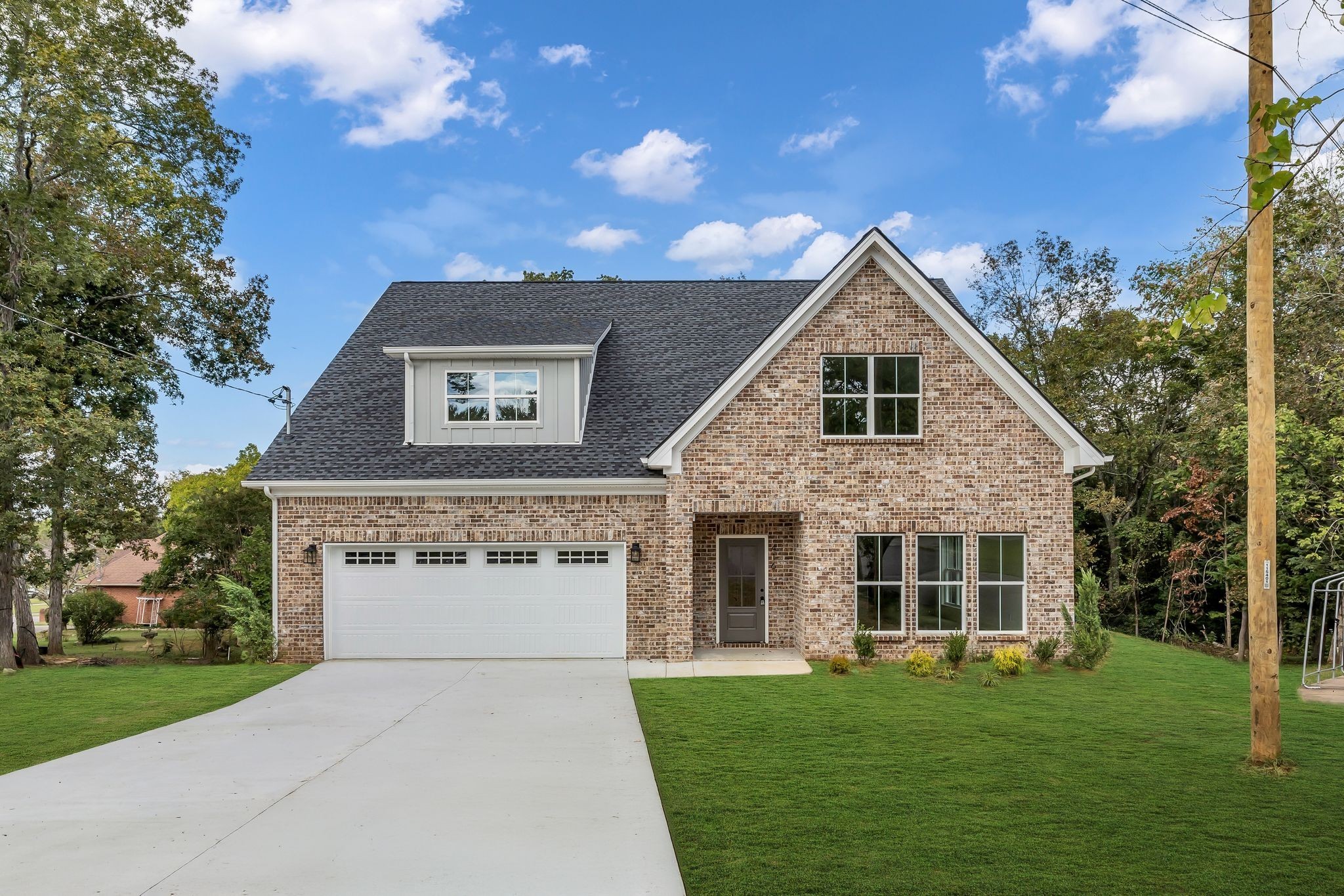 416 Mountain View Ct