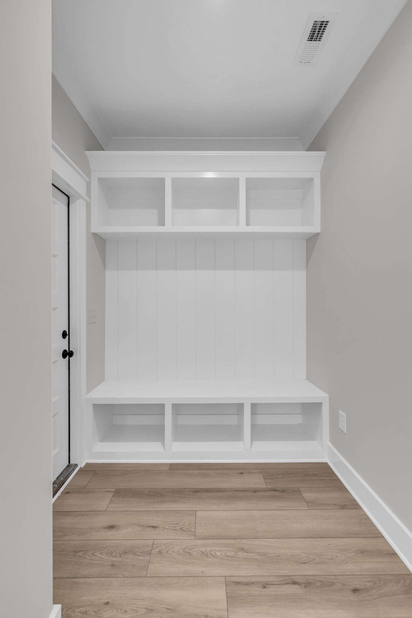 416 Mountain View Ct