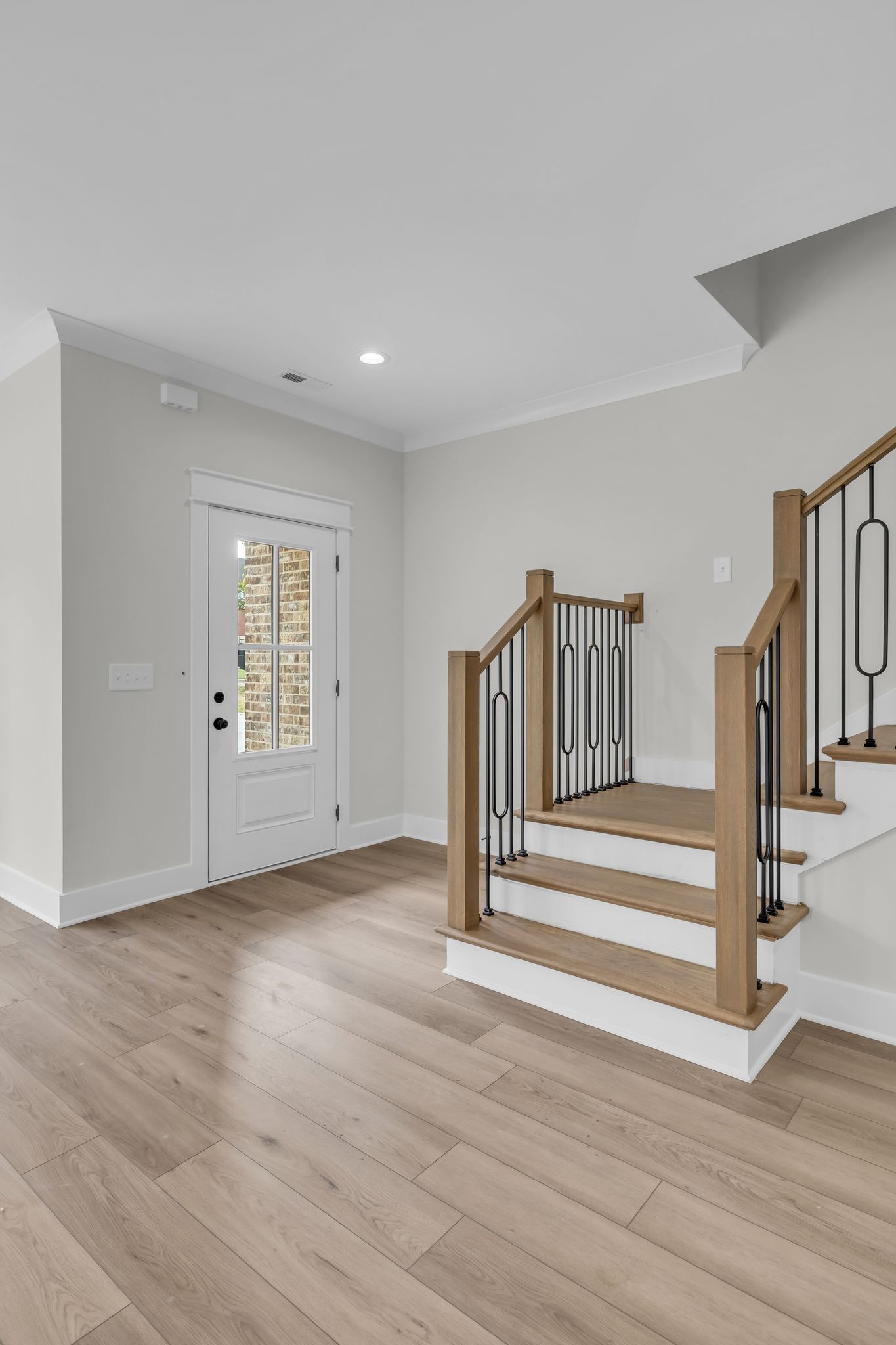 416 Mountain View Ct