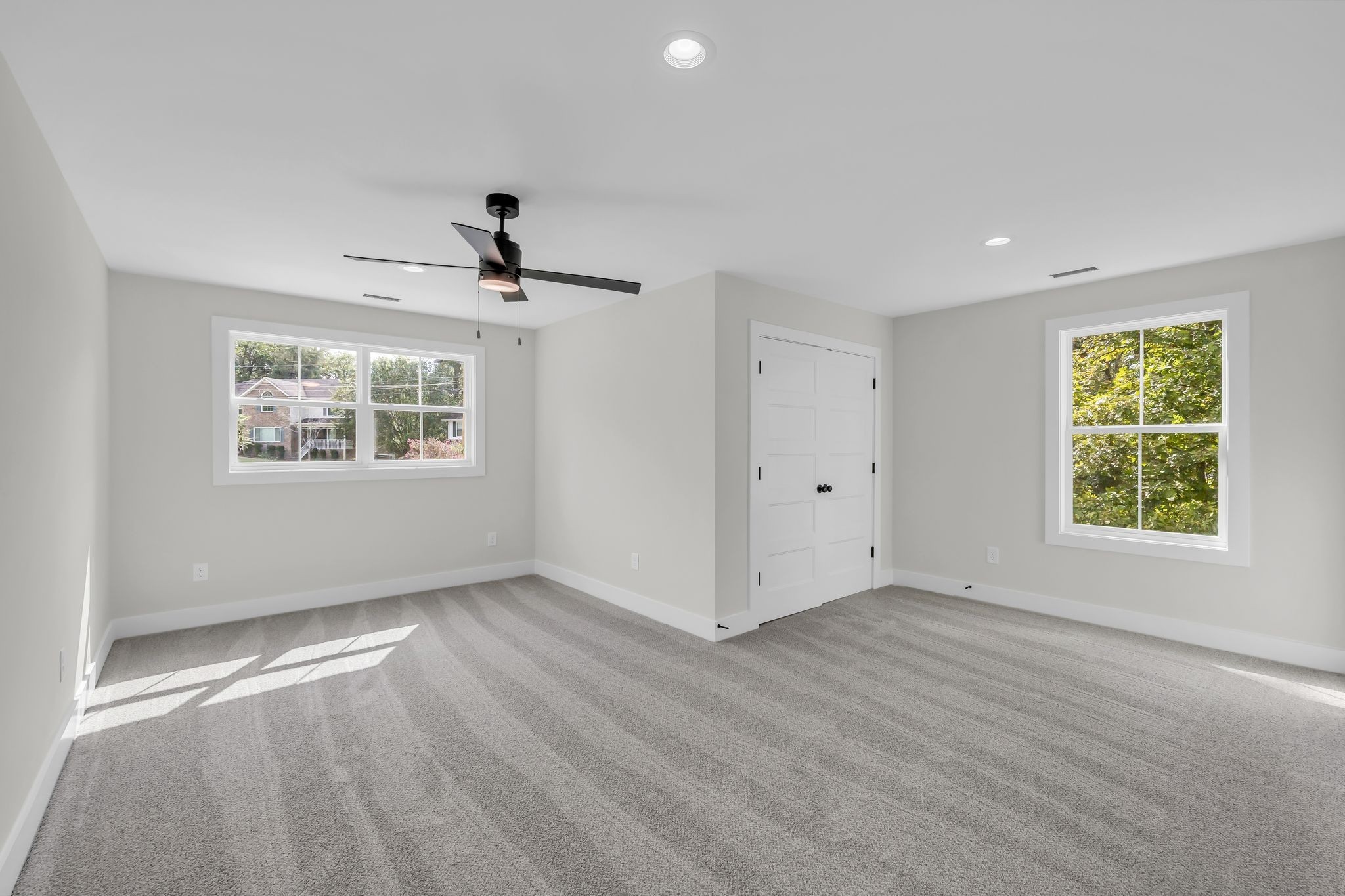 416 Mountain View Ct