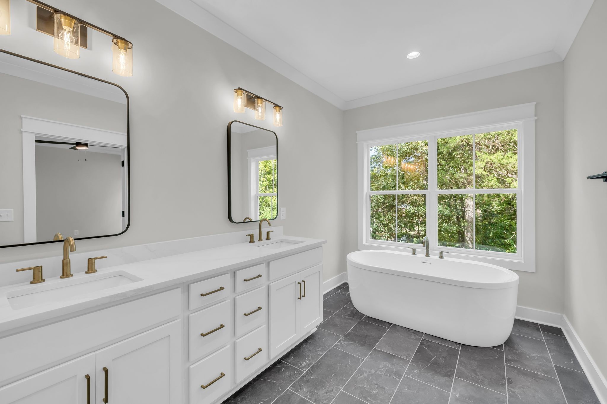 416 Mountain View Ct