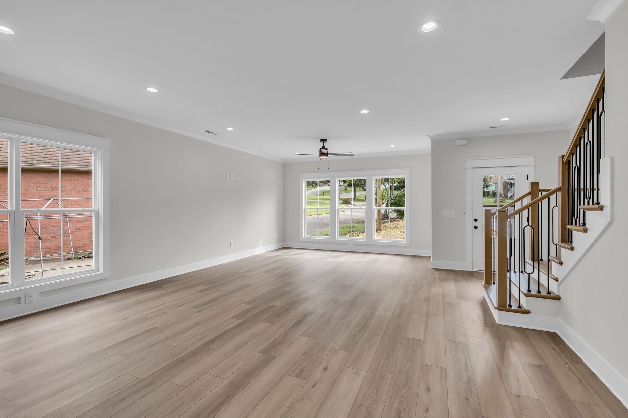 416 Mountain View Ct