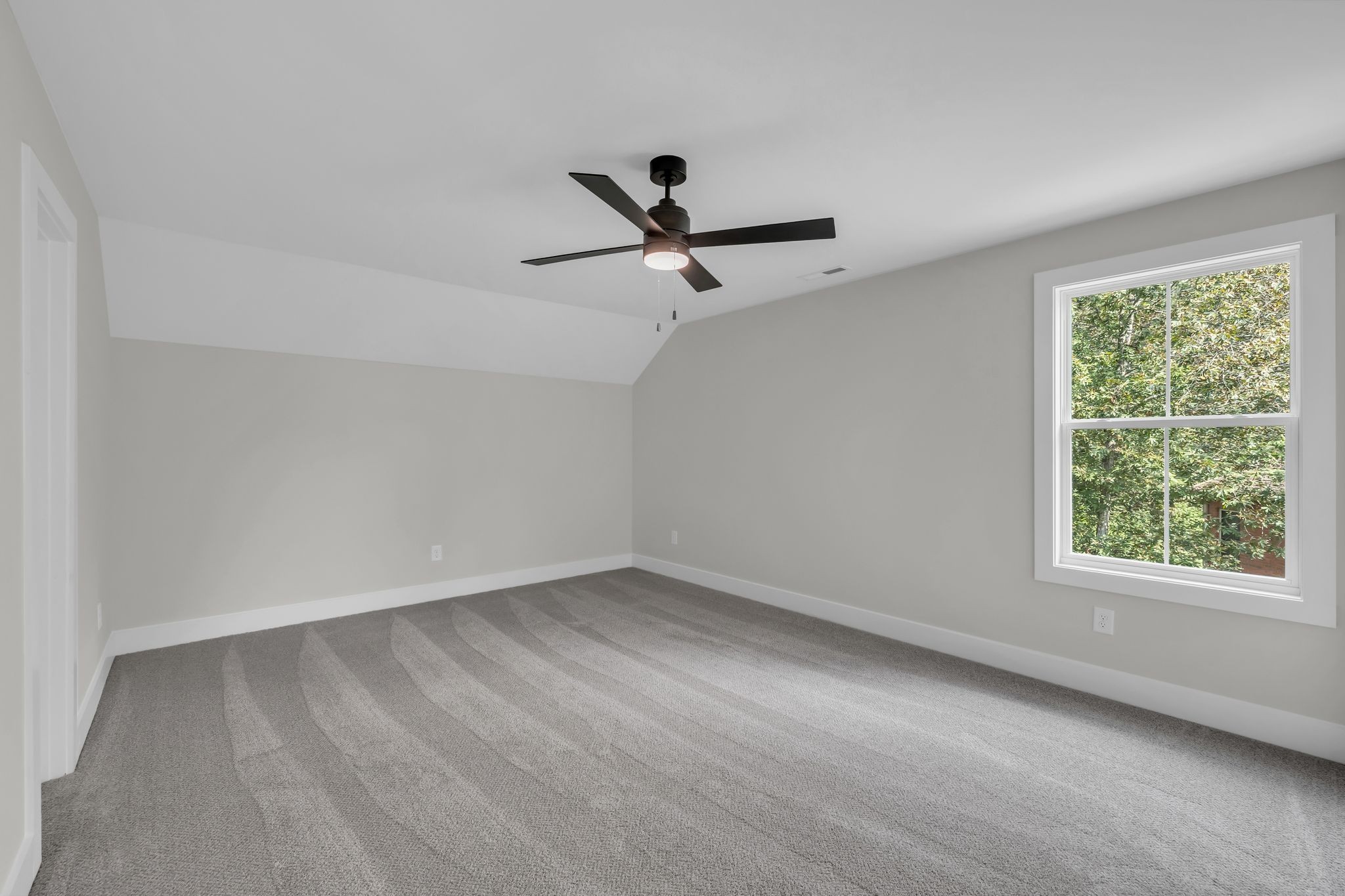 416 Mountain View Ct