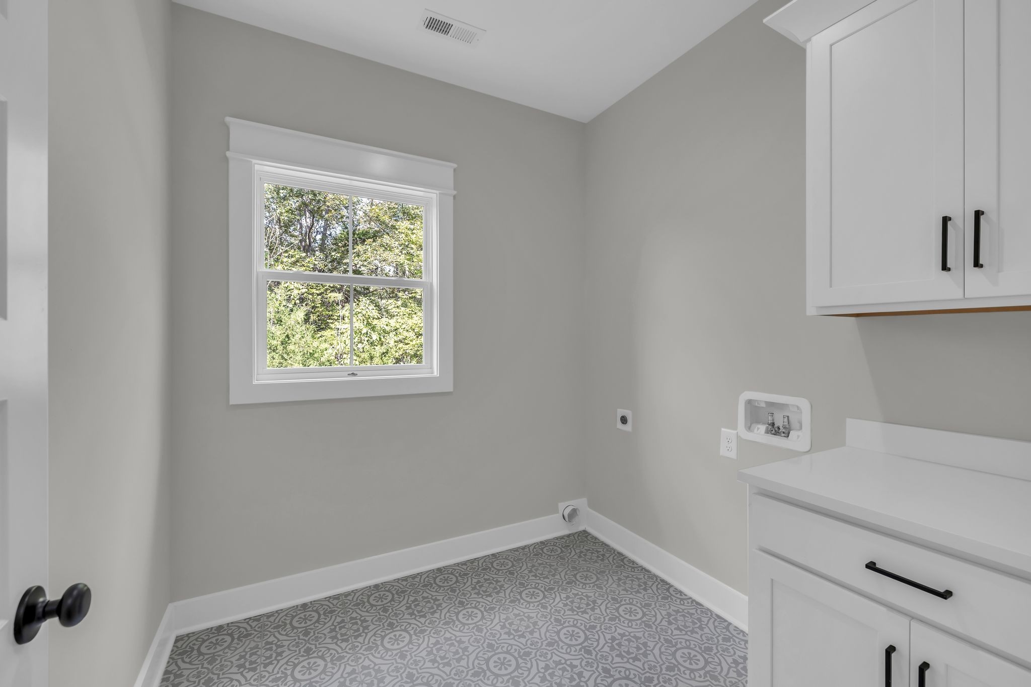 416 Mountain View Ct