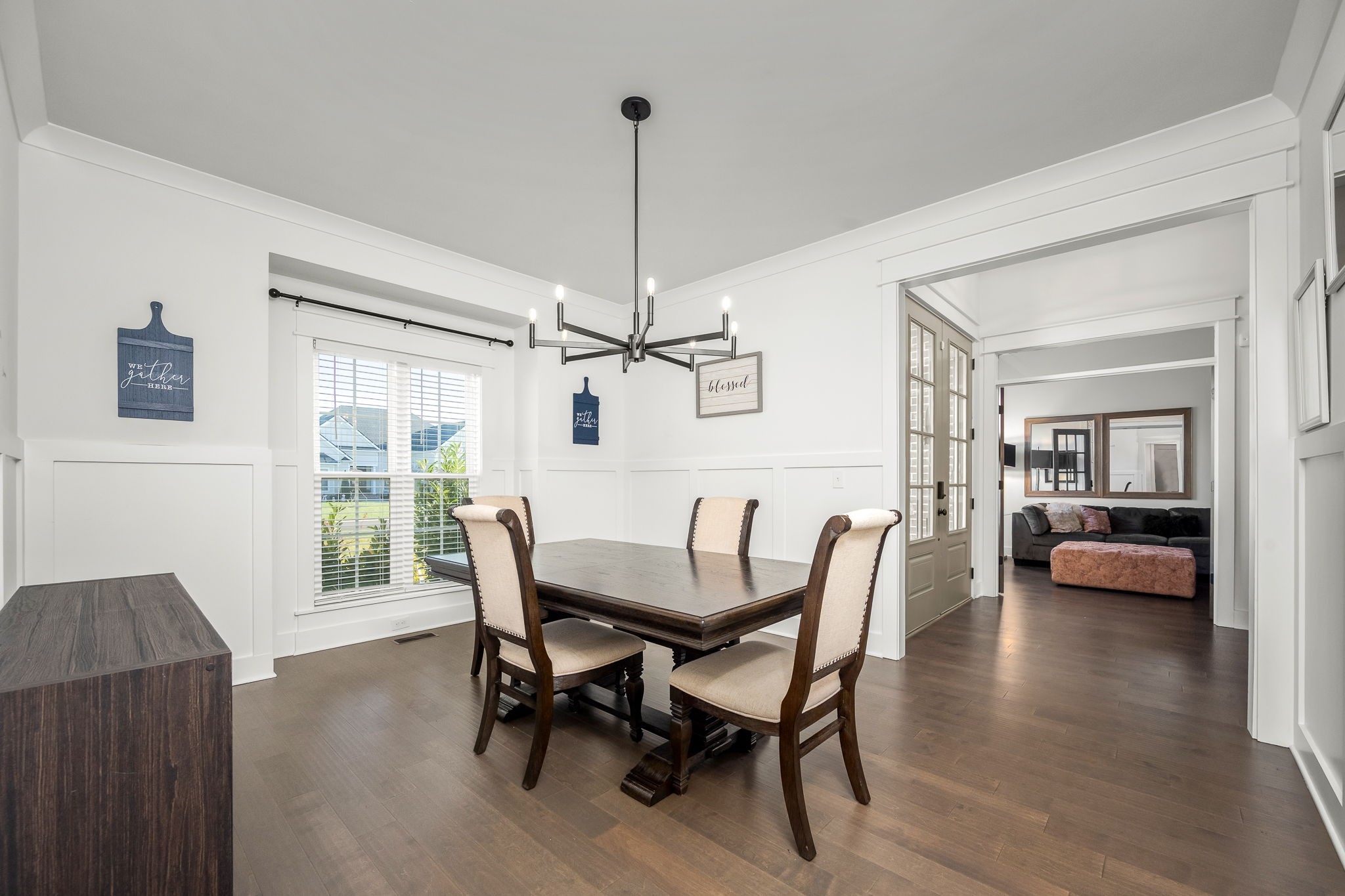 2614 Holly Springs Dr