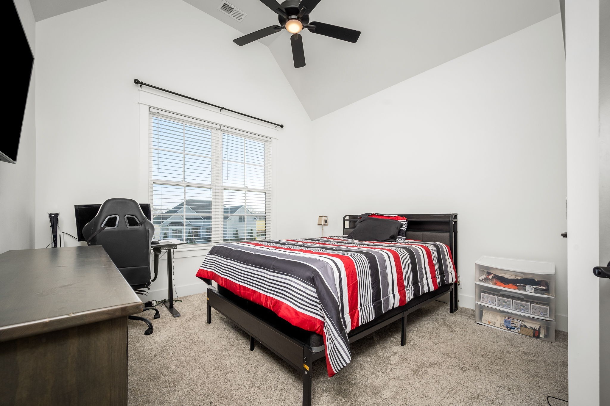 2614 Holly Springs Dr