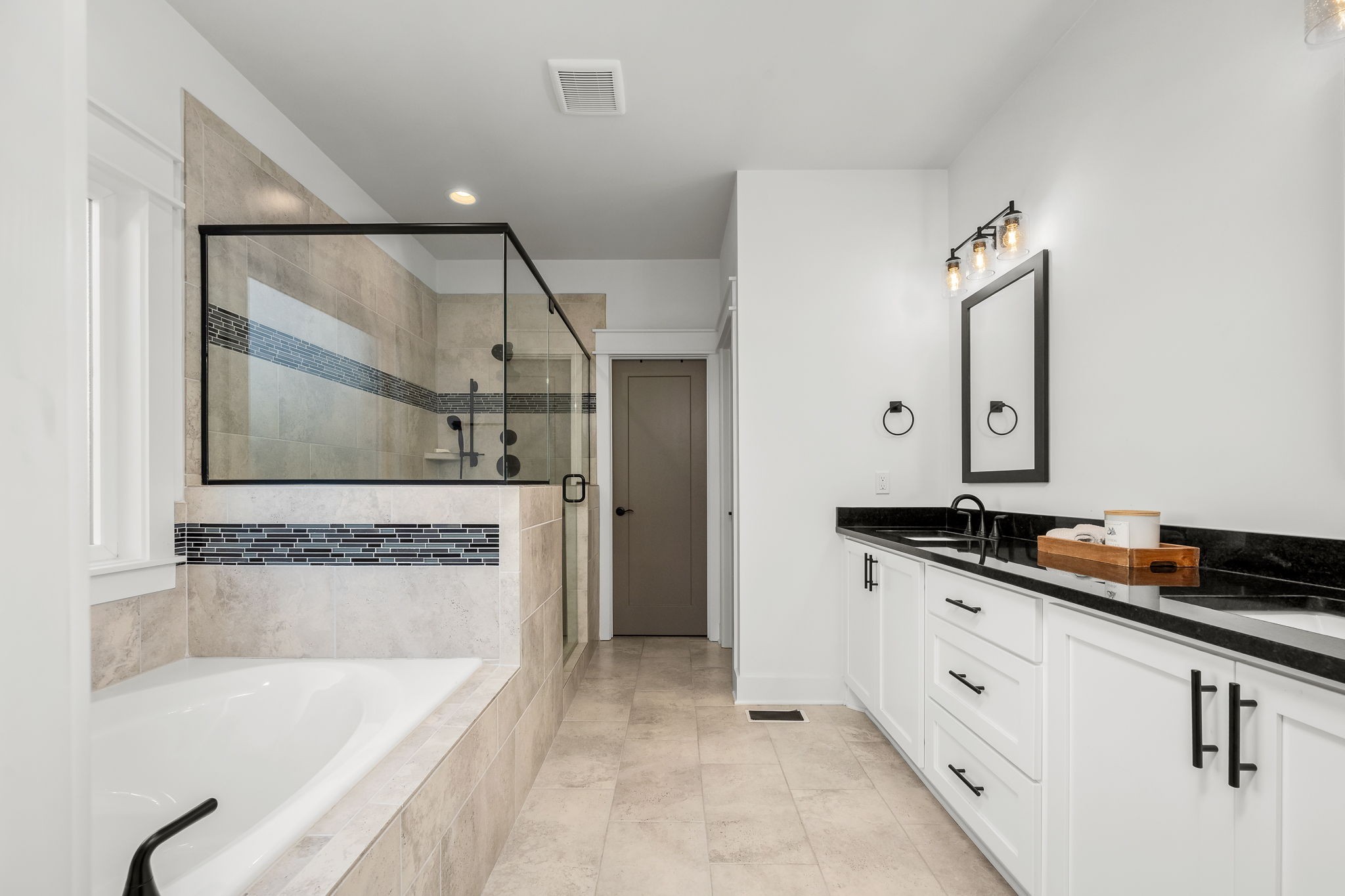 2614 Holly Springs Dr