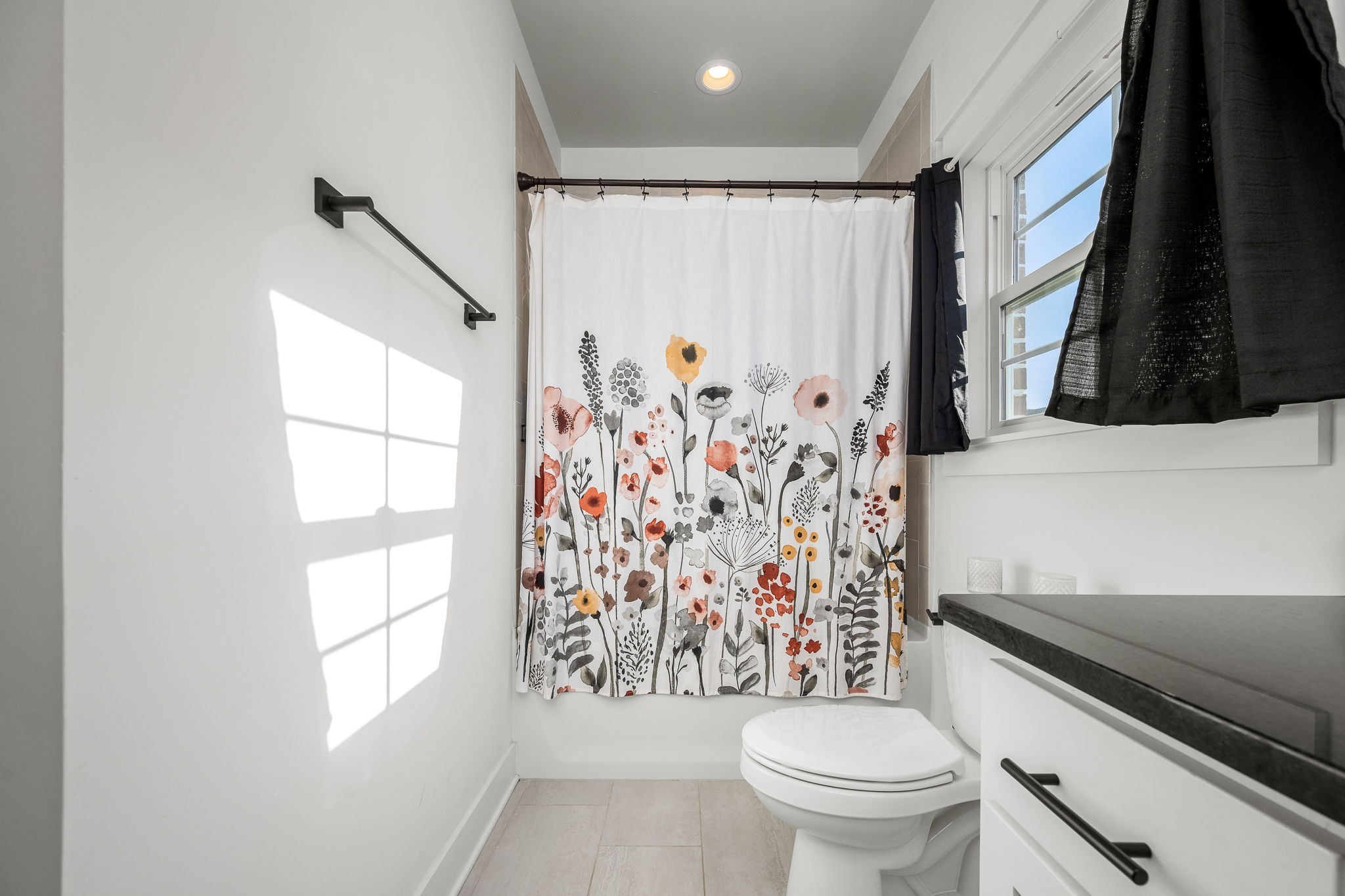 2614 Holly Springs Dr