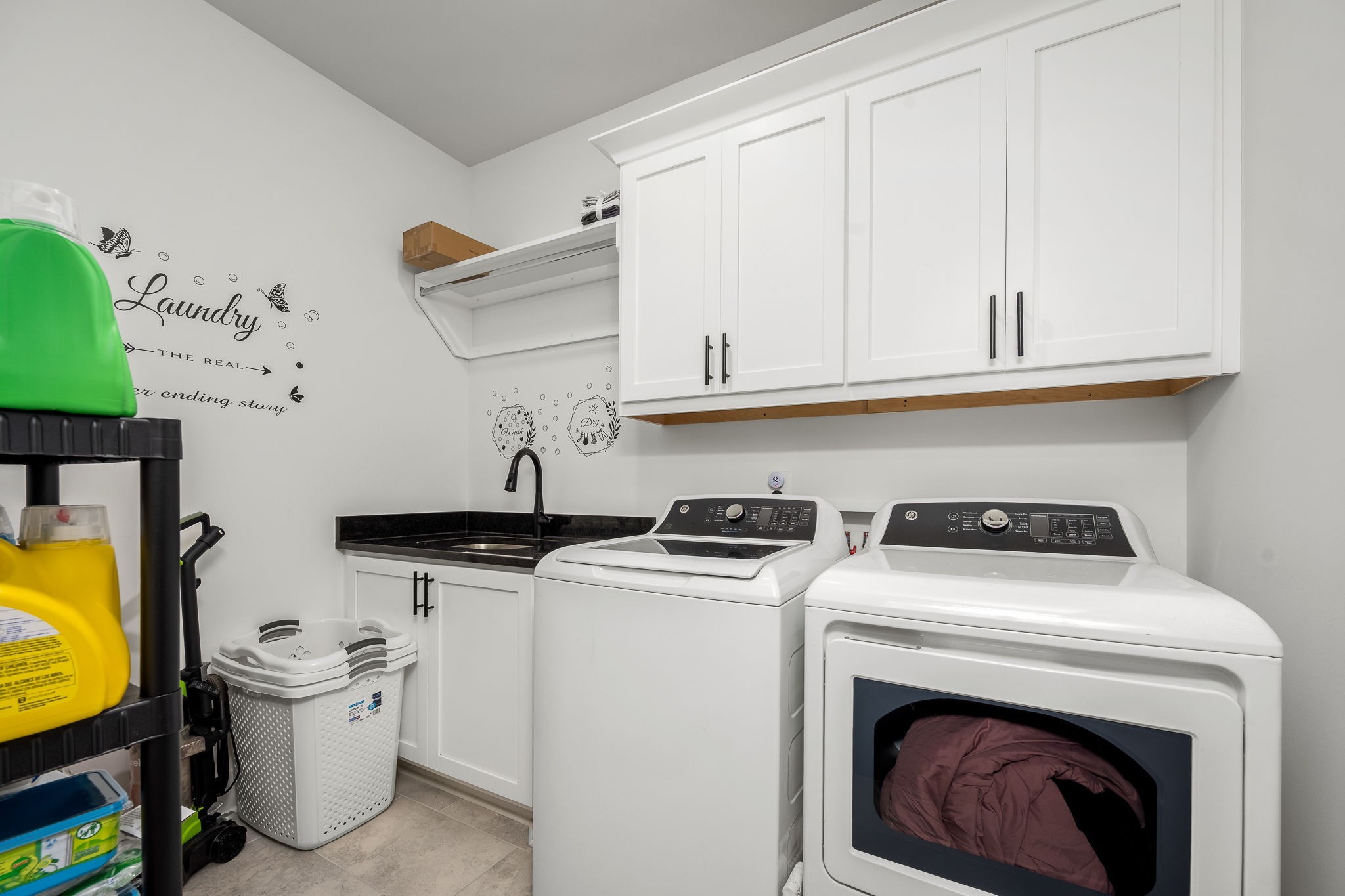 2614 Holly Springs Dr