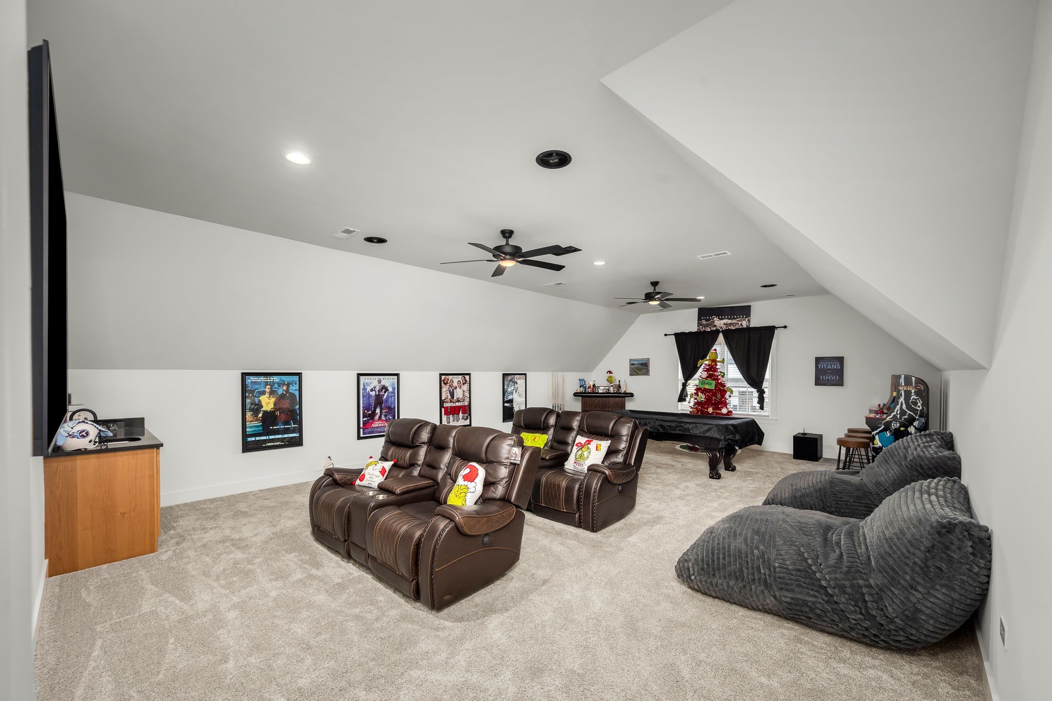 2614 Holly Springs Dr